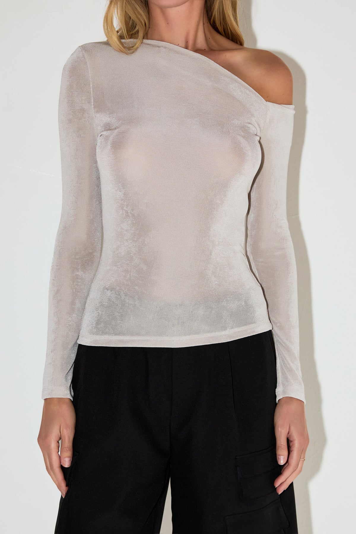 GREY LAB - Asymmetric Shoulder Top - TOPS available at Objectrare