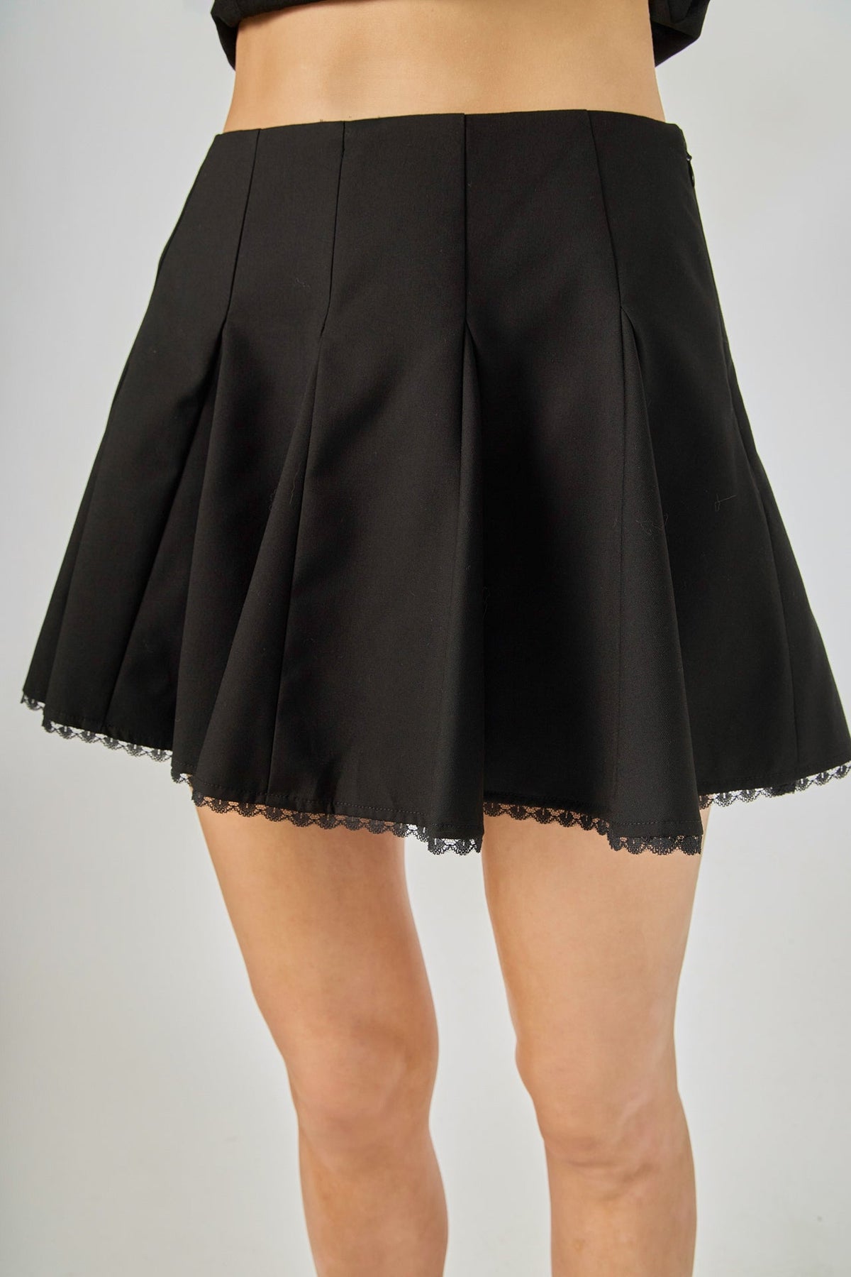 Lace Trimmed Godet Mini Skort