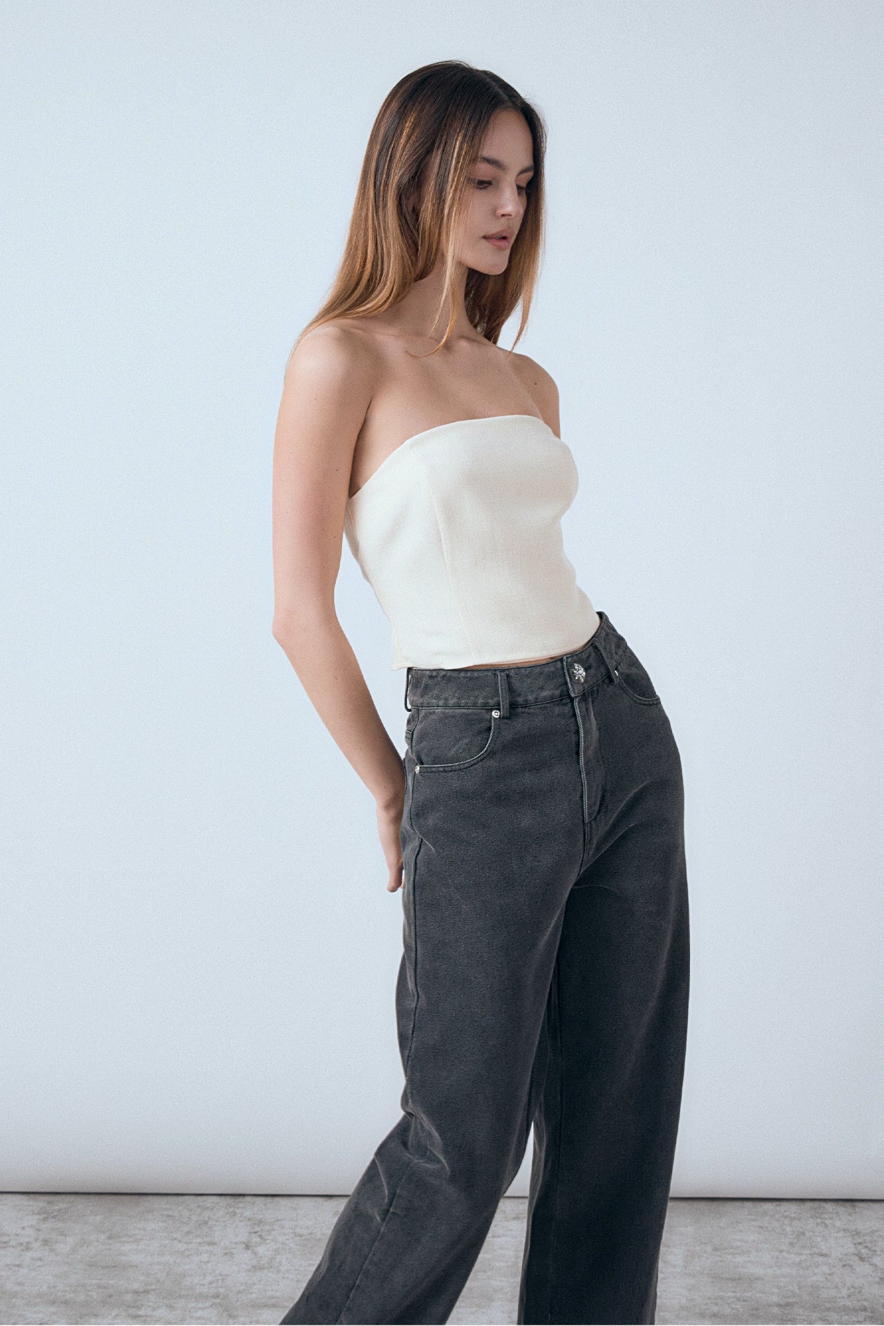 ENDLESS ROSE - Ashton Linen Tube Top - TOPS available at Objectrare