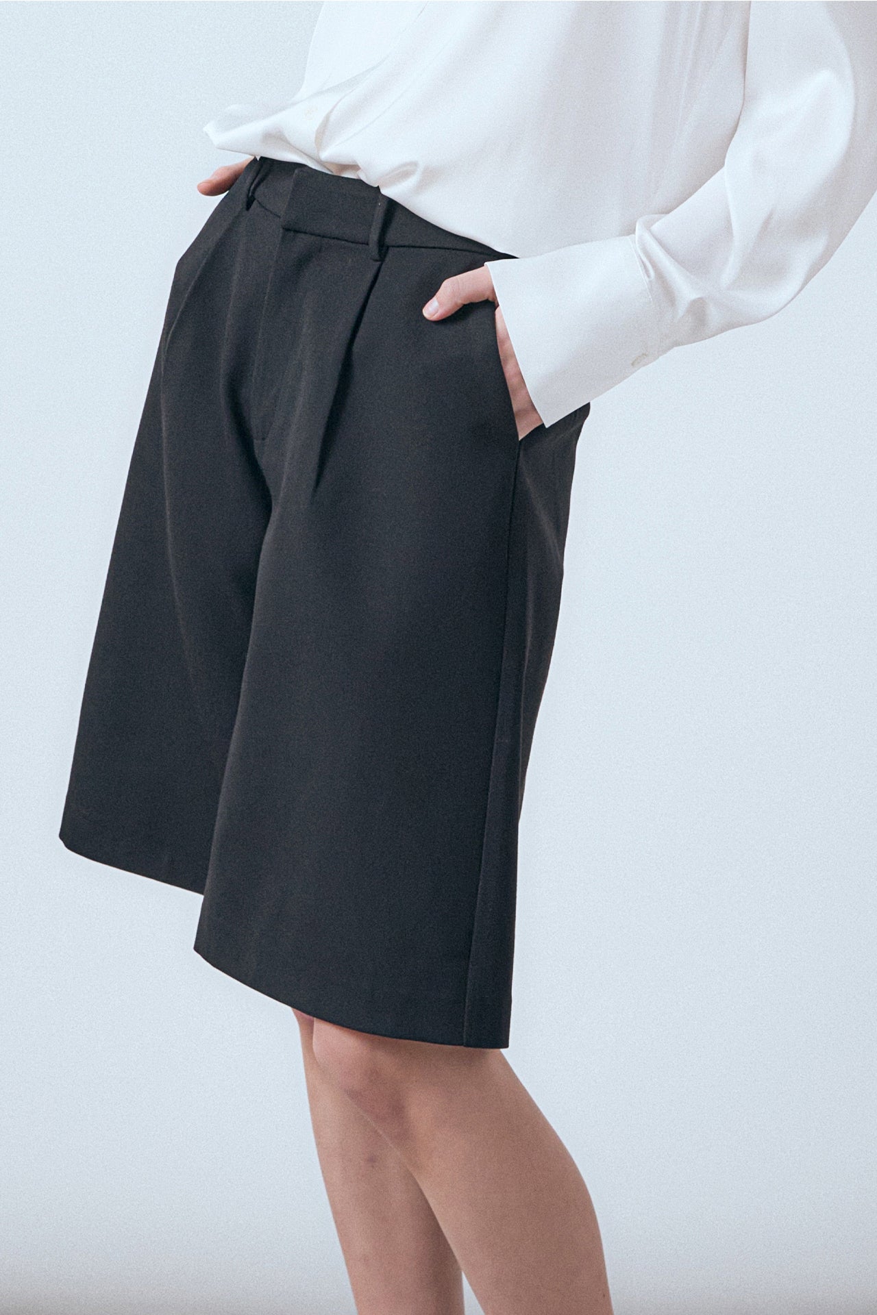 ENDLESS ROSE - Brynn Bermuda Shorts - SHORTS available at Objectrare