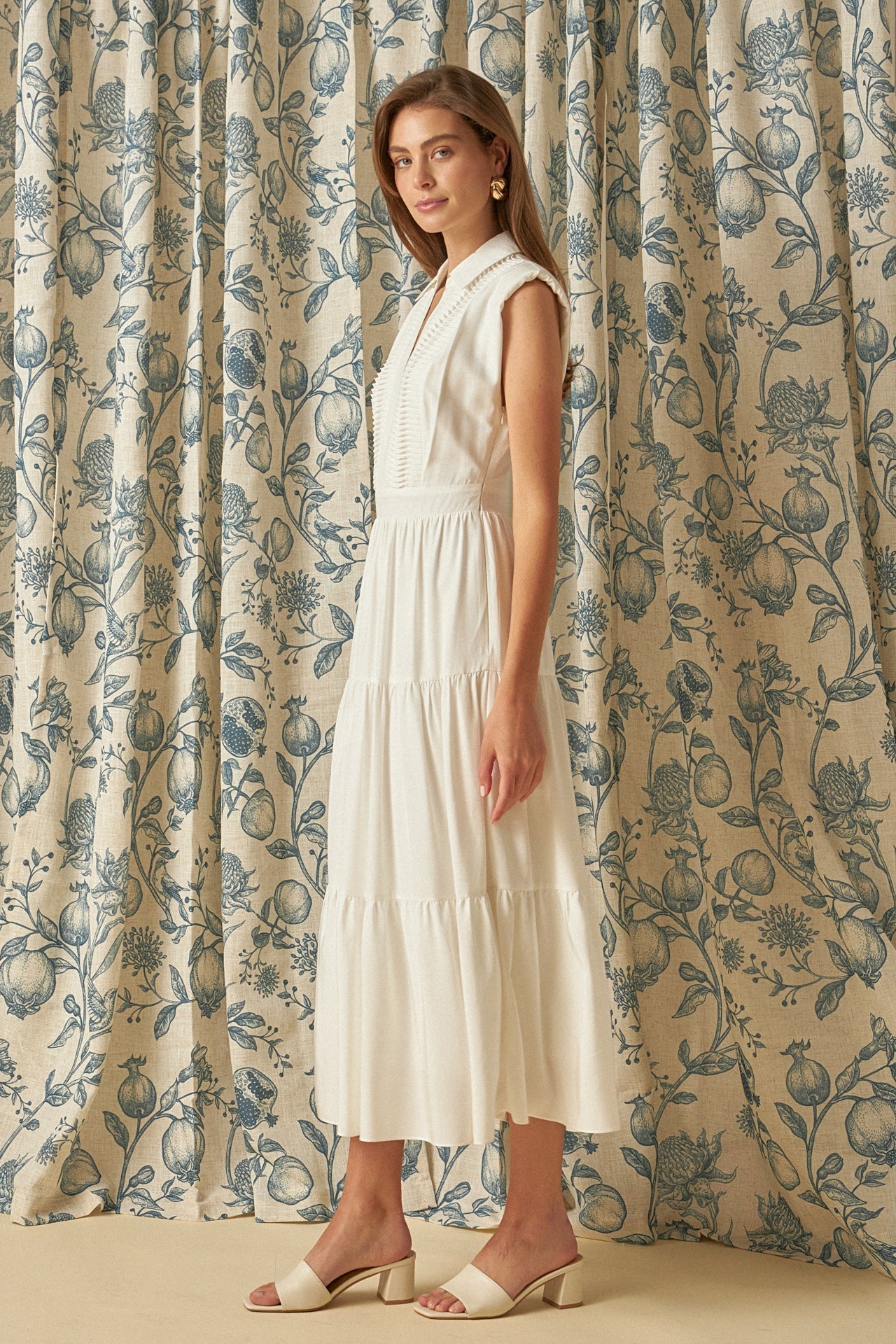 ENDLESS ROSE - Pintuck Details Sleeveless Midi Dress - DRESSES available at Objectrare
