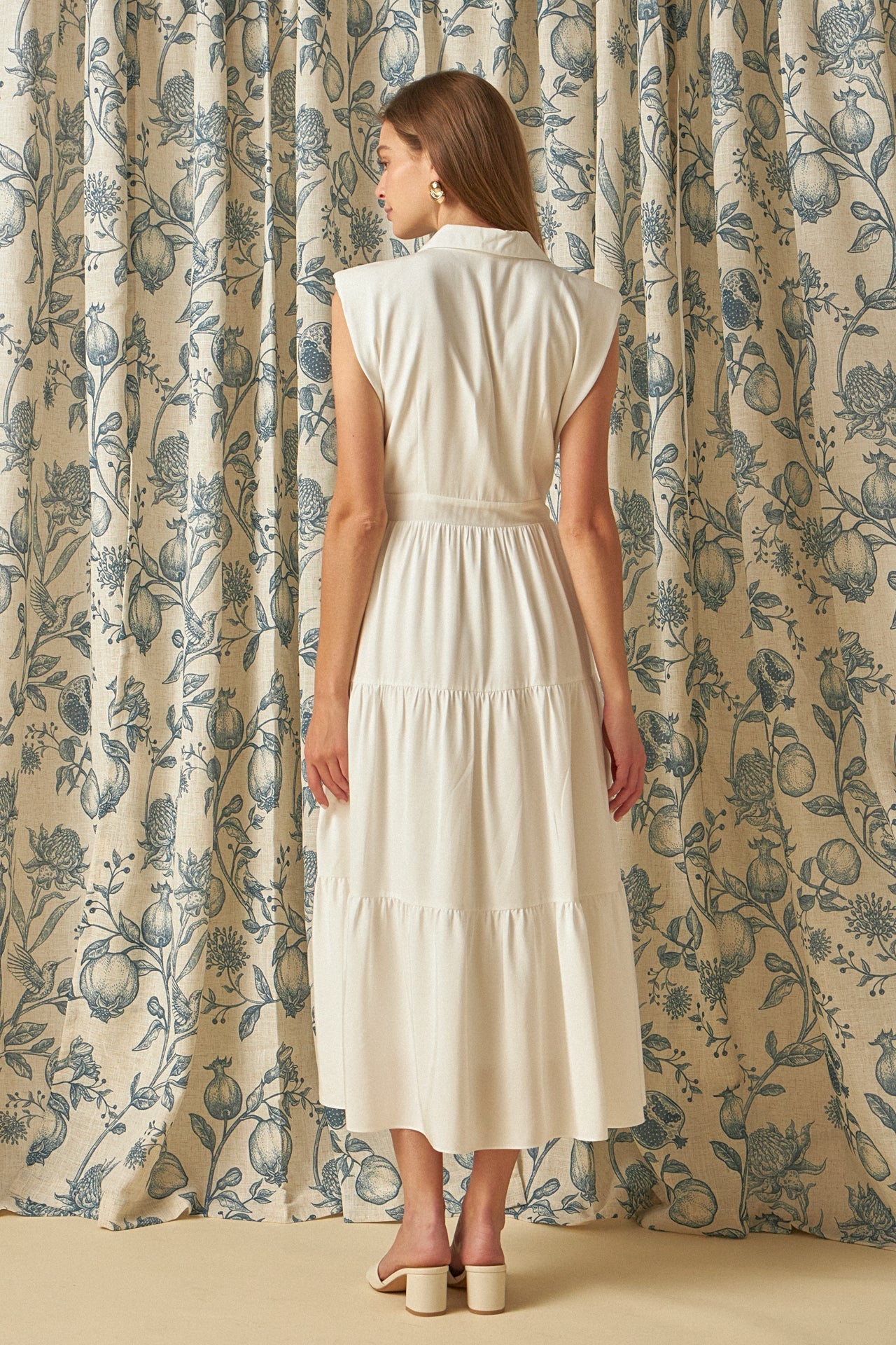 ENDLESS ROSE - Pintuck Details Sleeveless Midi Dress - DRESSES available at Objectrare
