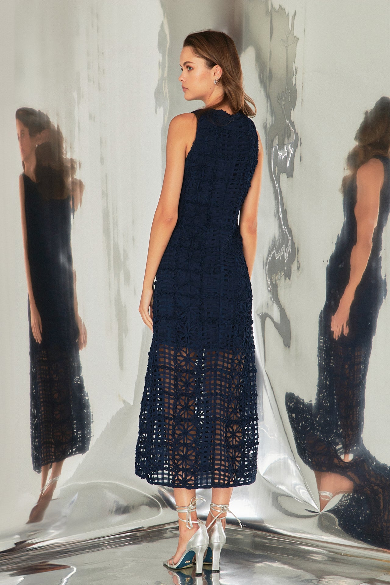 Textured Sleeveless Lined Maxi Dress