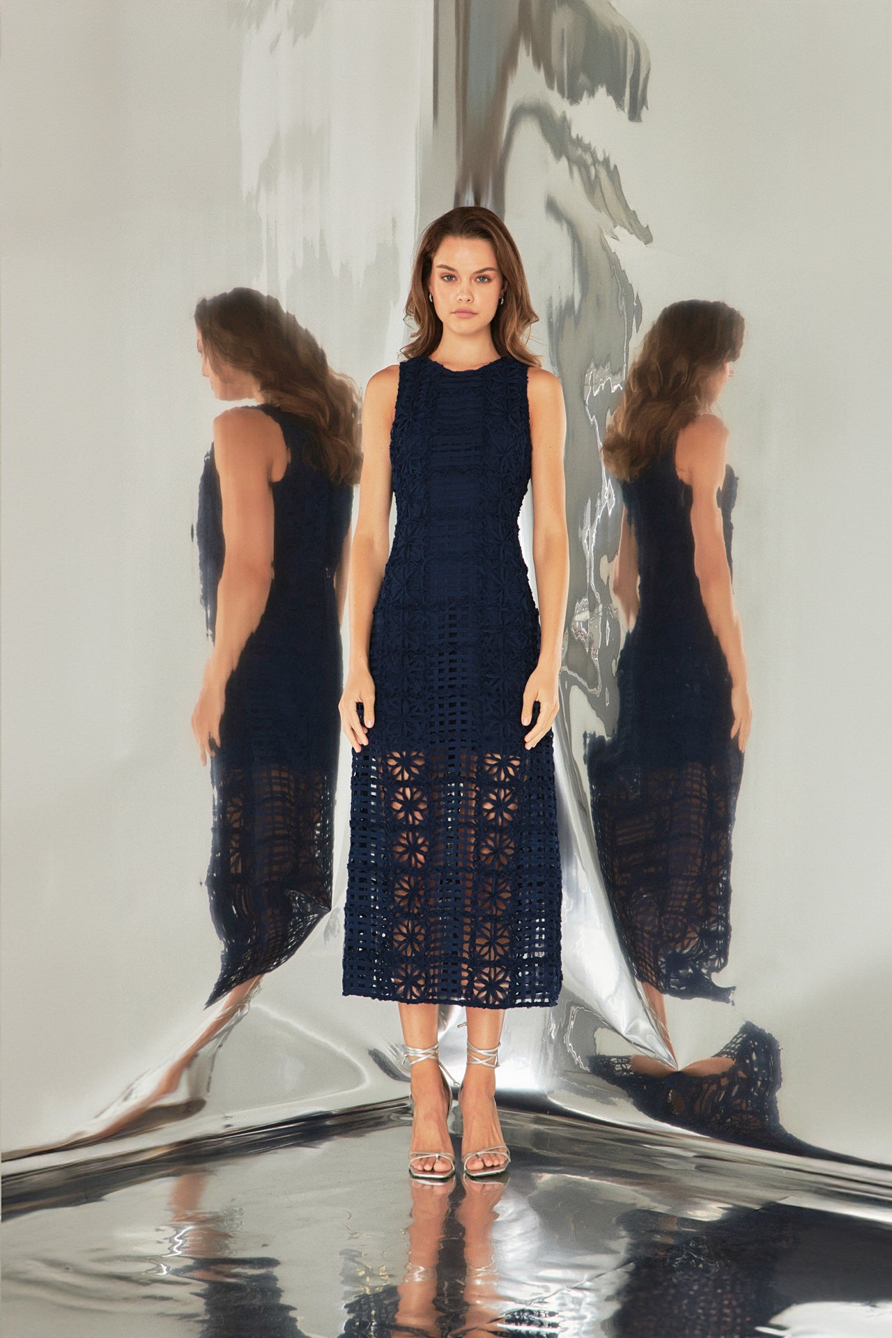 Textured Sleeveless Lined Maxi Dress