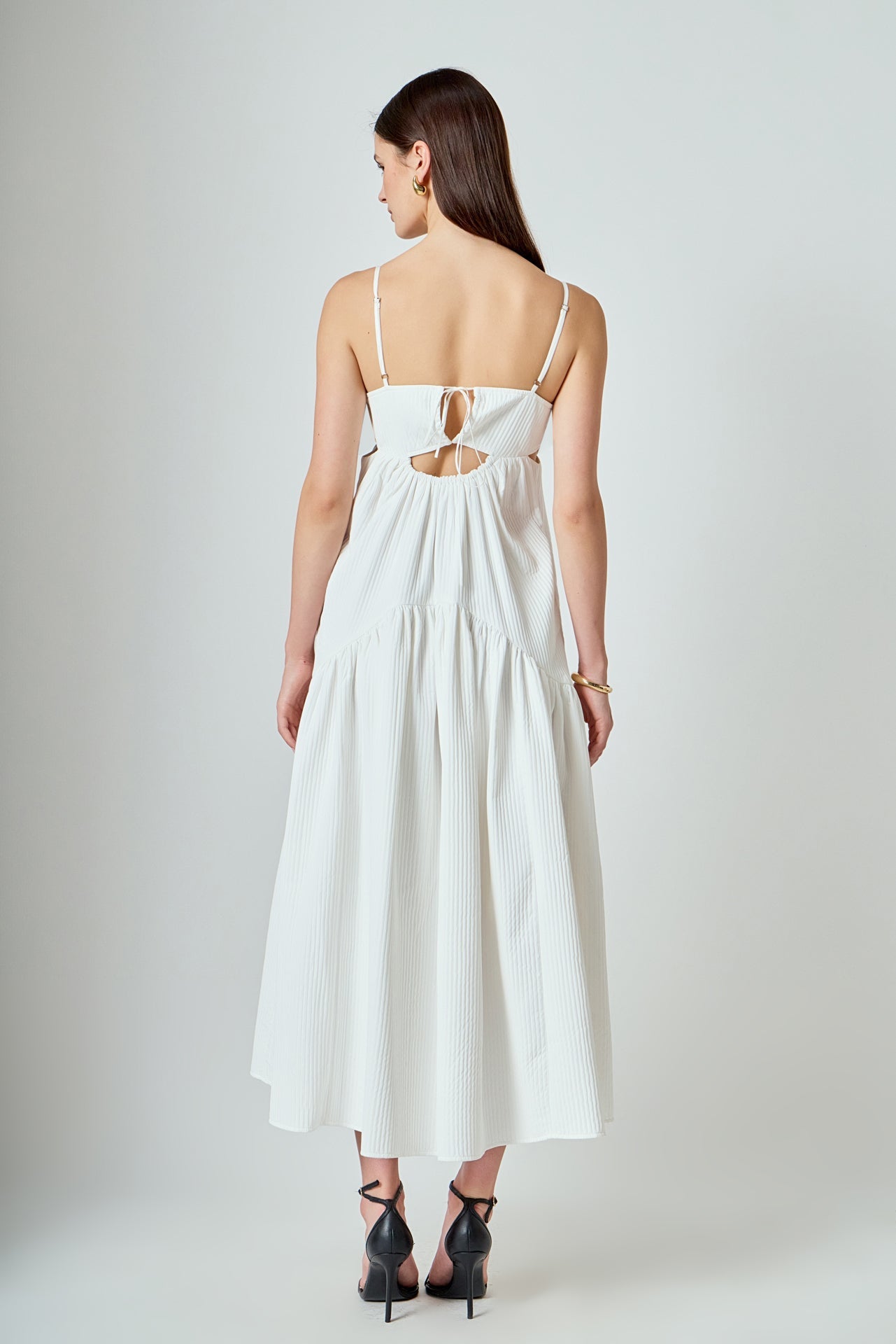 ENDLESS ROSE - Evelyn Sleeveless Textured Cutout Maxi Dress - DRESSES available at Objectrare