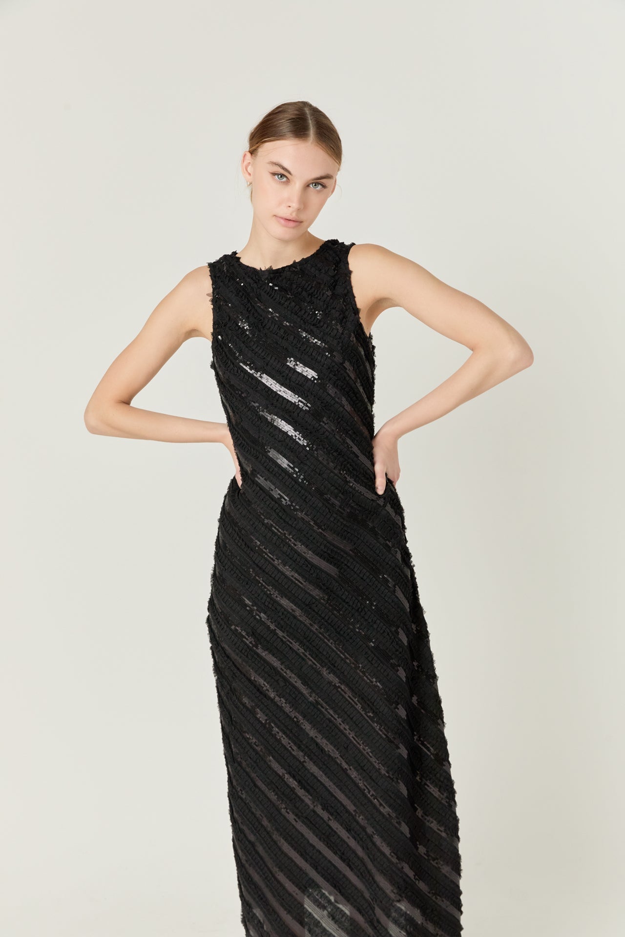 ENDLESS ROSE - Textured Sleeveless Maxi Dress - DRESSES available at Objectrare