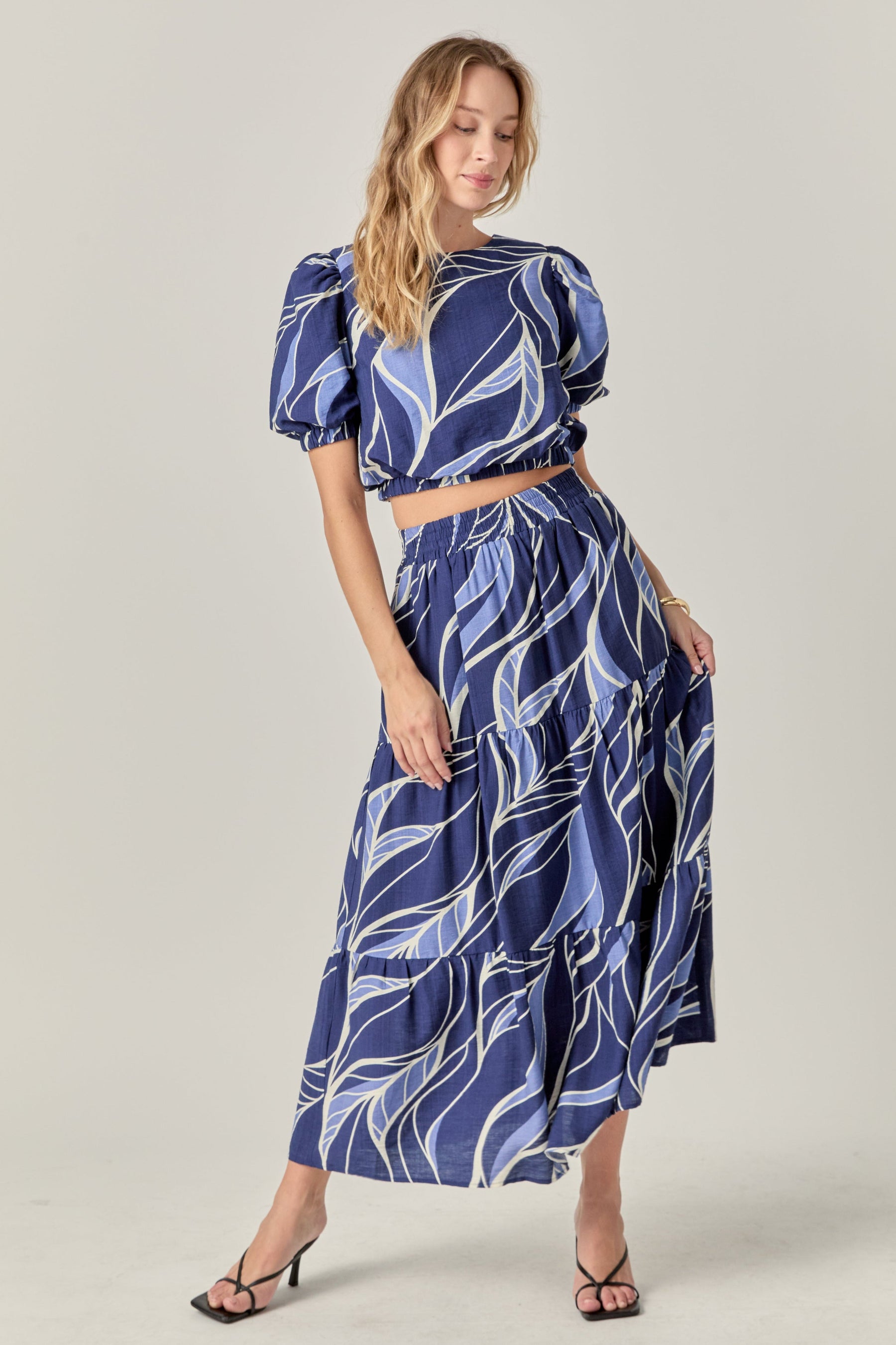 Printed Puff Sleeve Crop Top