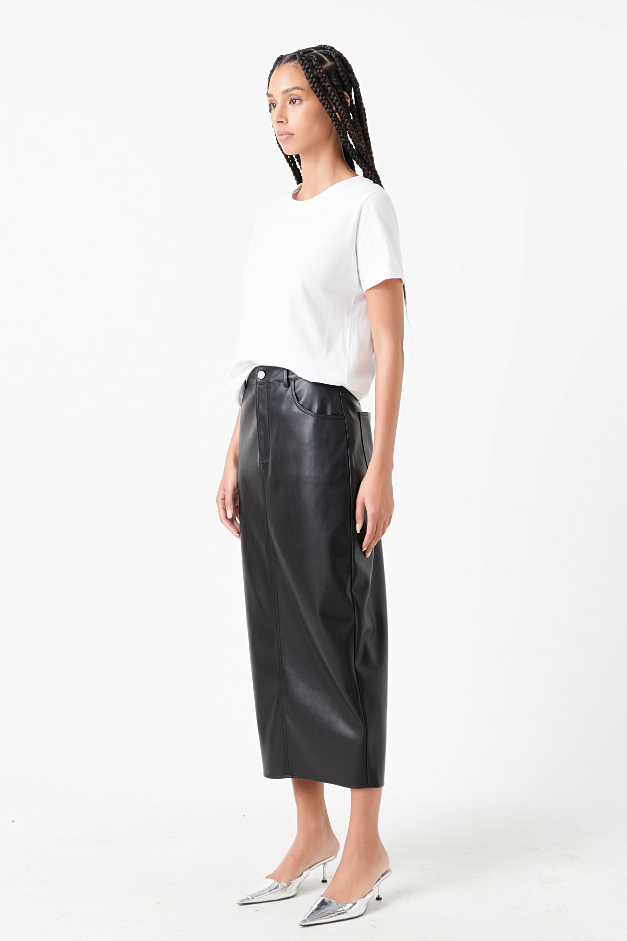 Classic Round Neck Tee