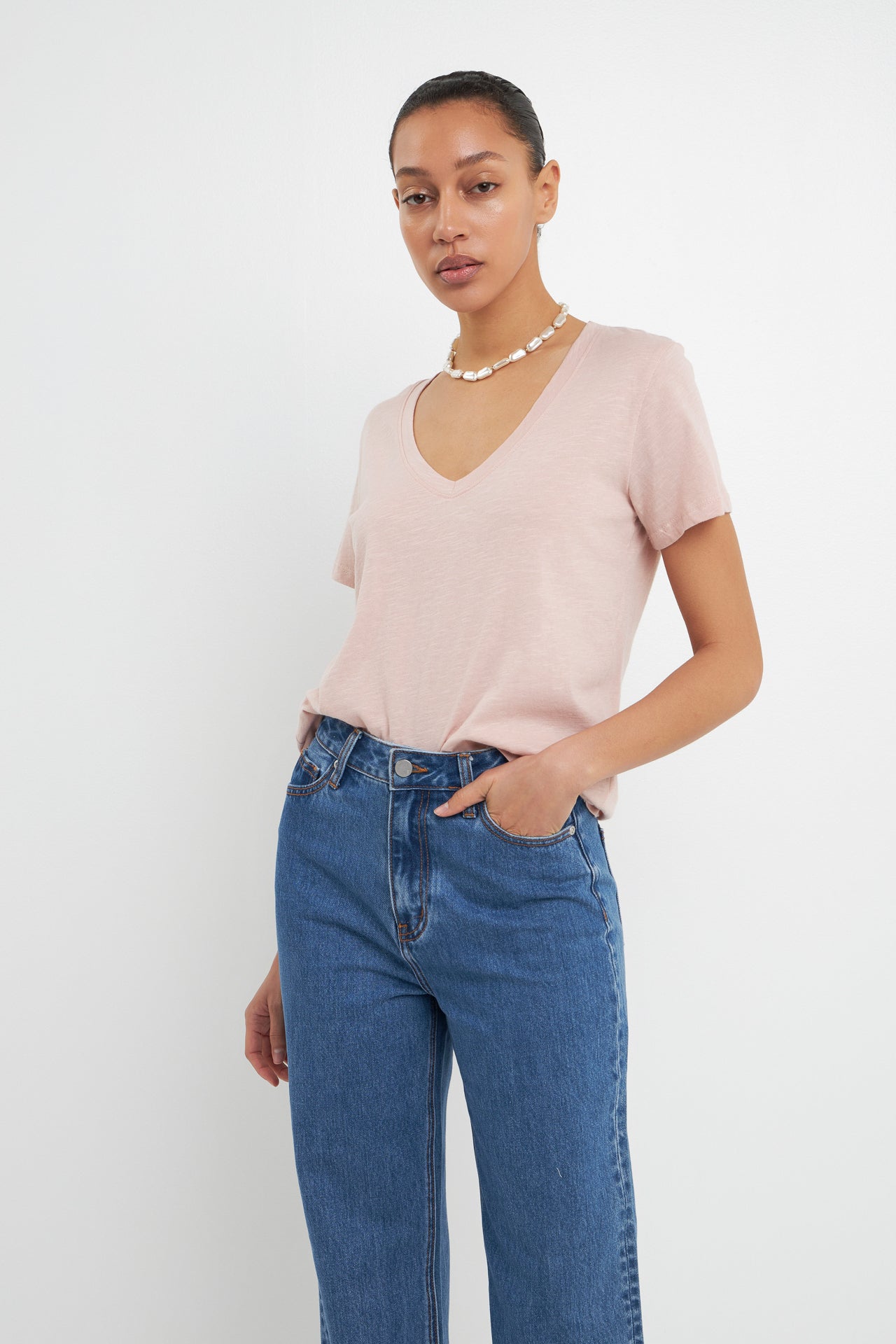 GREY LAB - Classic V-Neck T-Shirt - TOPS available at Objectrare