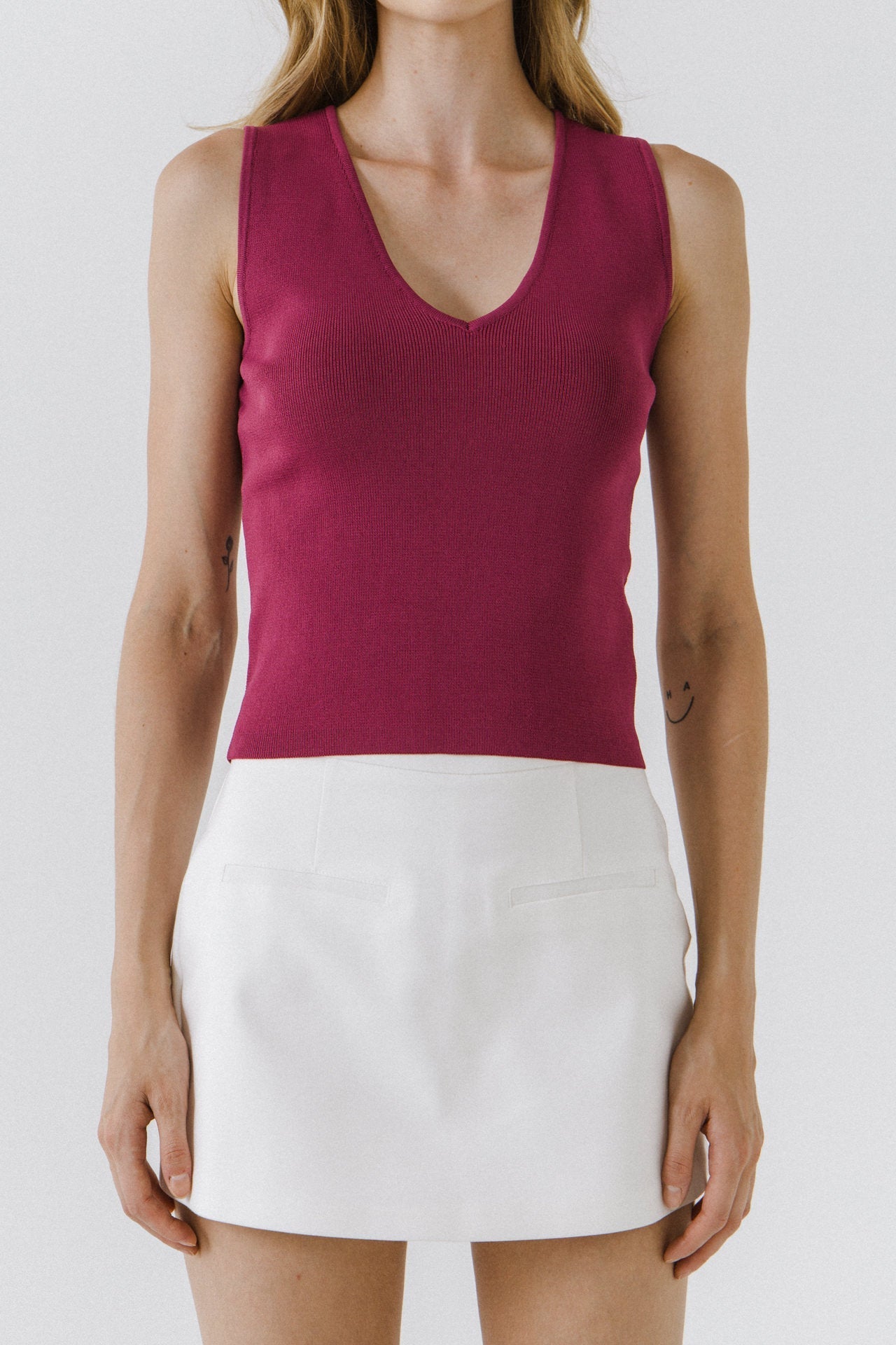 ENDLESS ROSE - Sleeveless V-neck Top - CAMI TOPS & TANK available at Objectrare