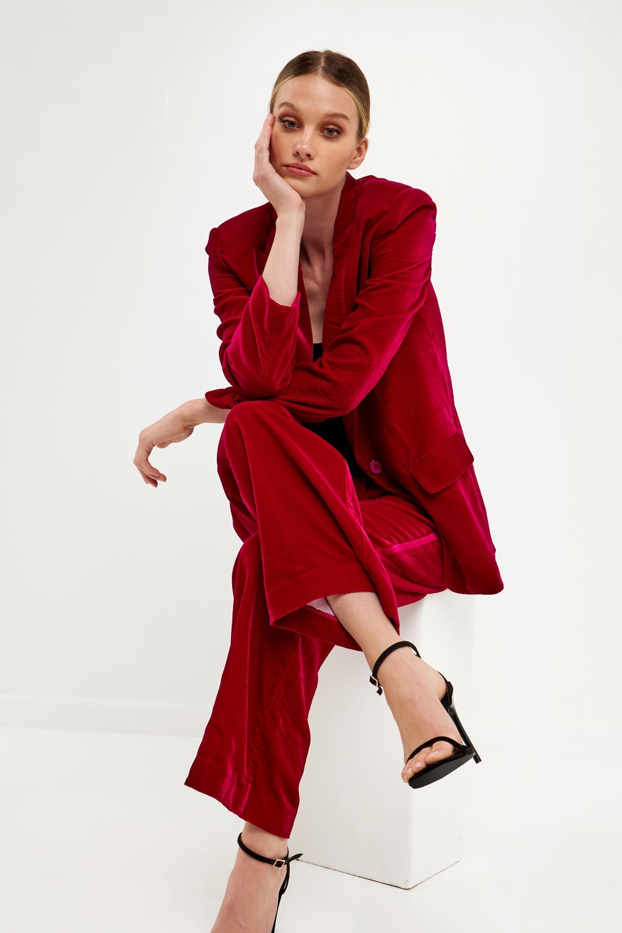 ENDLESS ROSE - Velvet Blazer - BLAZERS available at Objectrare