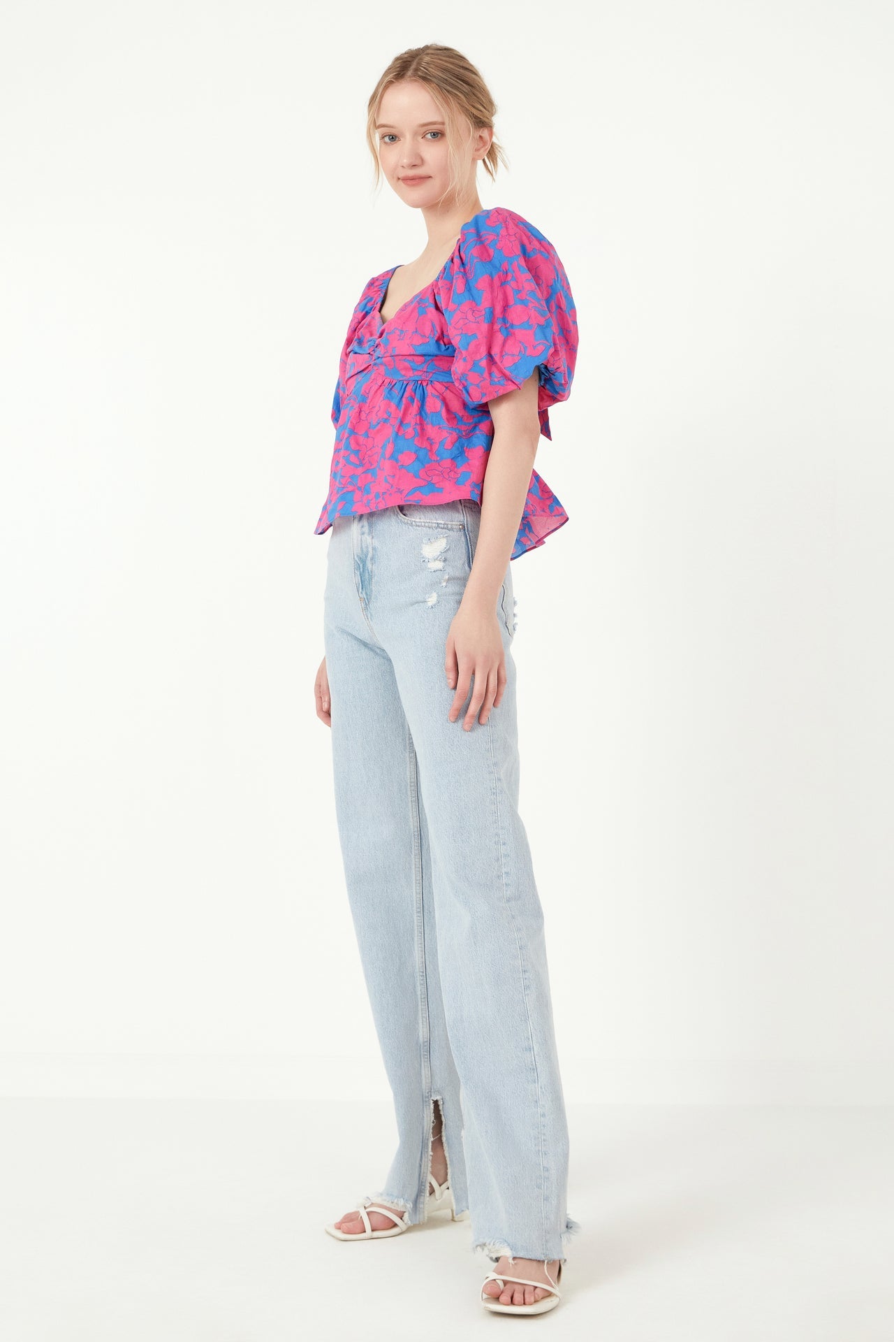 FREE THE ROSES - Floral Puff Sleeve Top - TOPS available at Objectrare