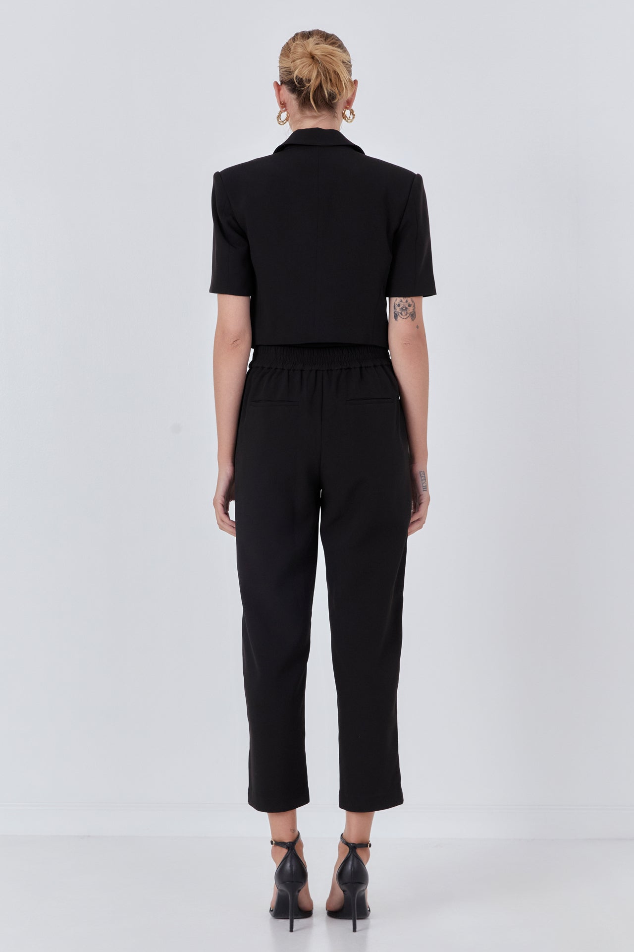 ENDLESS ROSE - Cropped Short Sleeve Blazer - BLAZERS available at Objectrare