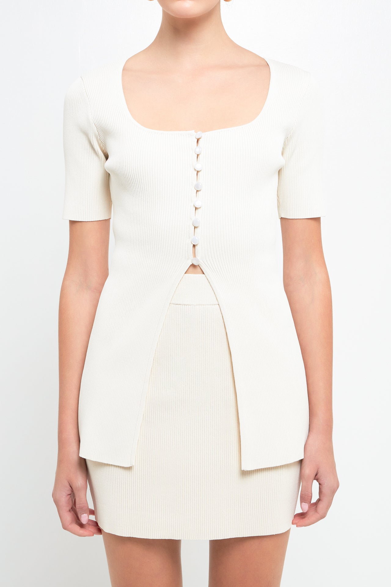 ENDLESS ROSE - Short Sleeve Long Knit Button Up - TOPS available at Objectrare