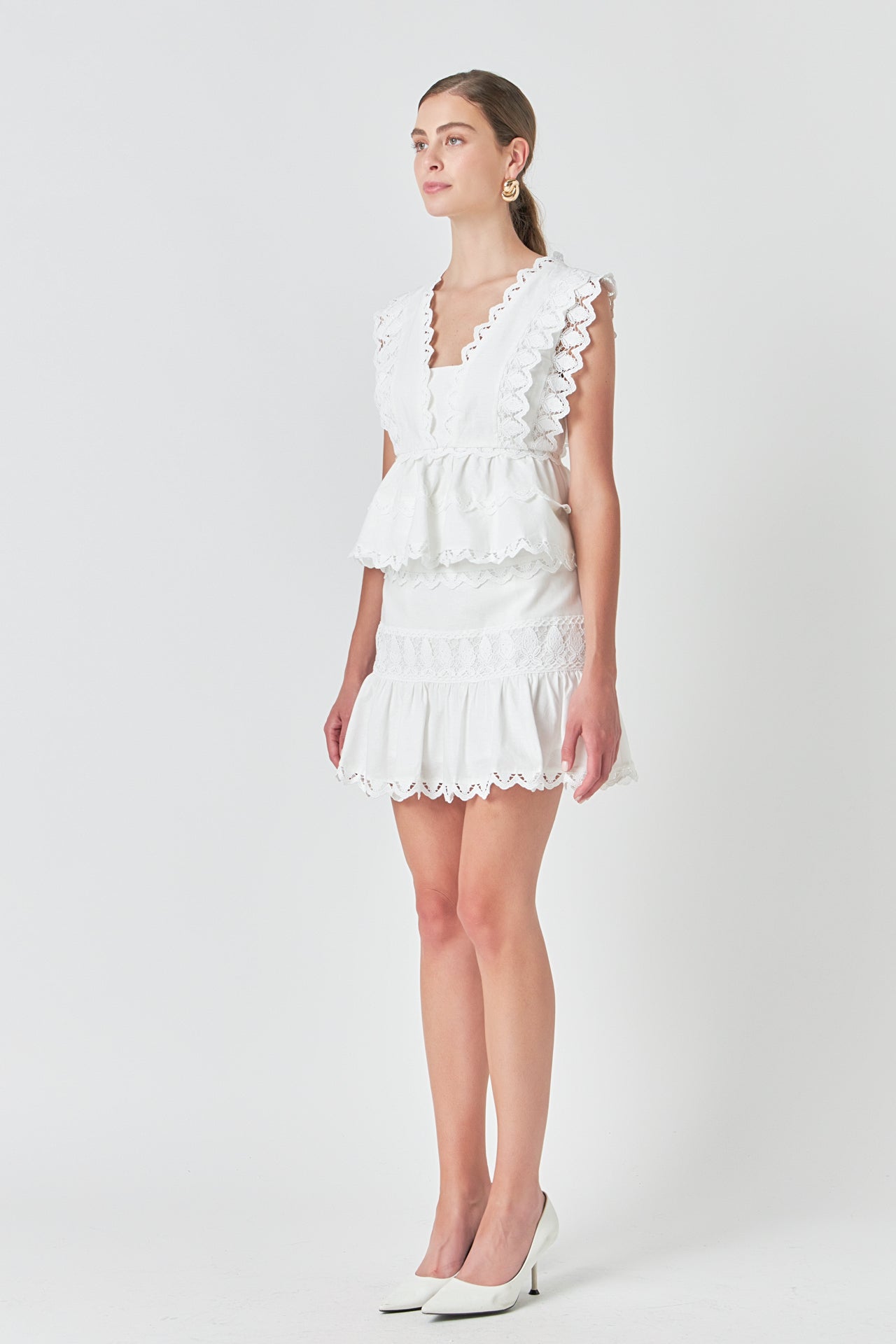 ENDLESS ROSE - Trim Detail Top - TOPS available at Objectrare