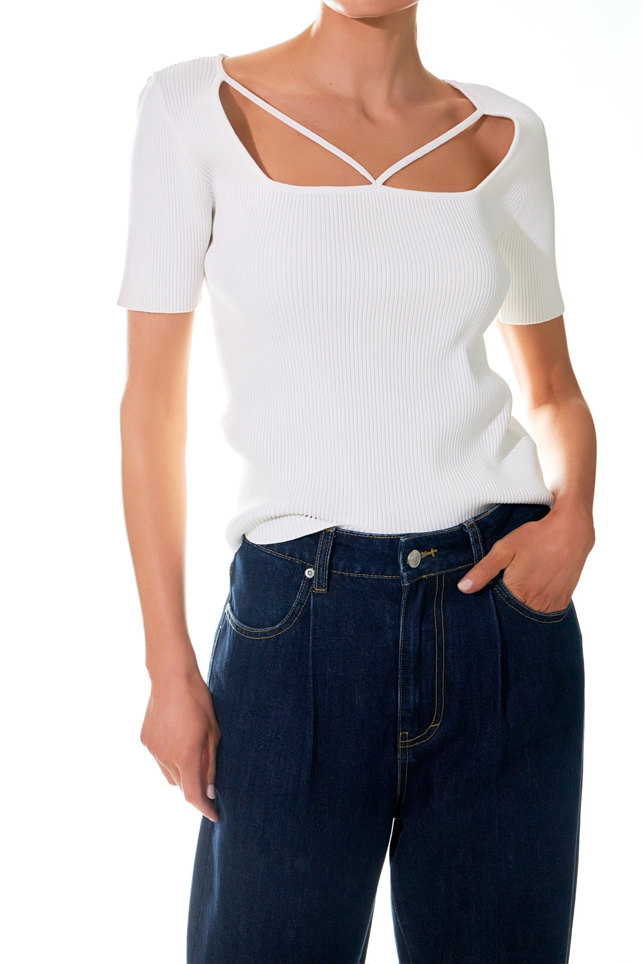 GREY LAB - Cut-out Detail Short Sleeve Knit Top - TOPS available at Objectrare