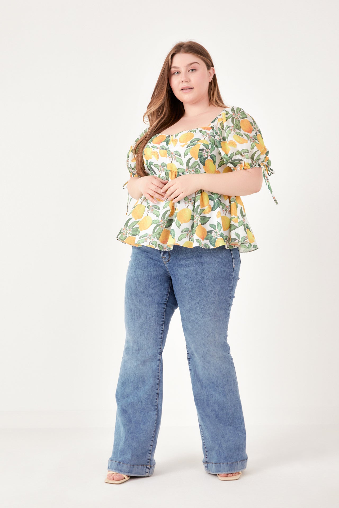 Plus Size Lemon Print Puff Sleeve Top