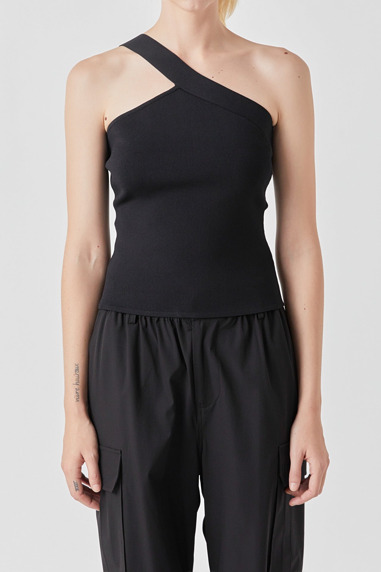 GREY LAB - Asymmetrical One-Shoulder Knit Tank Top - CAMI TOPS & TANK available at Objectrare