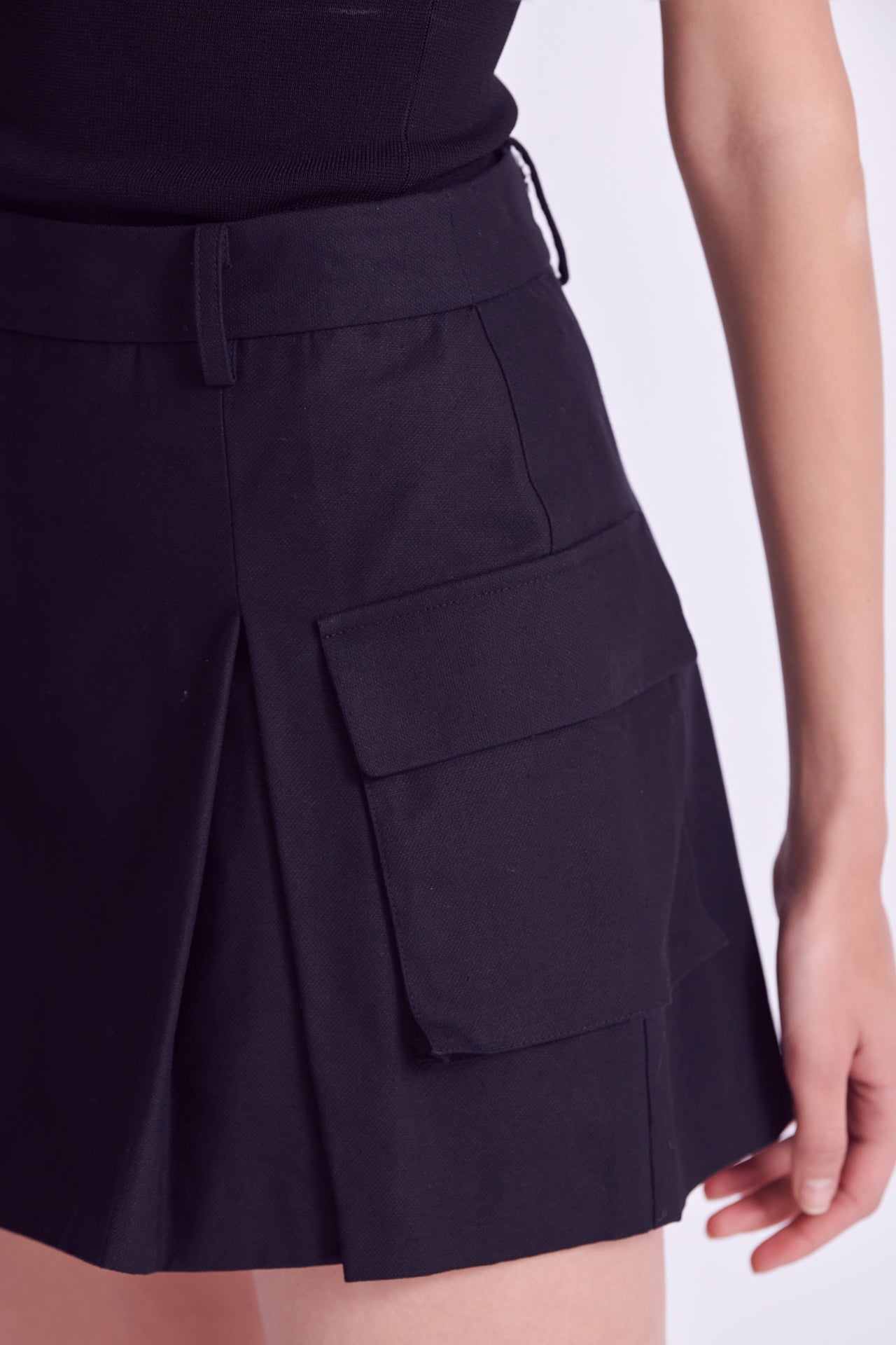 ENGLISH FACTORY - Flap Pocket Mini Cargo Skort - SKORTS available at Objectrare