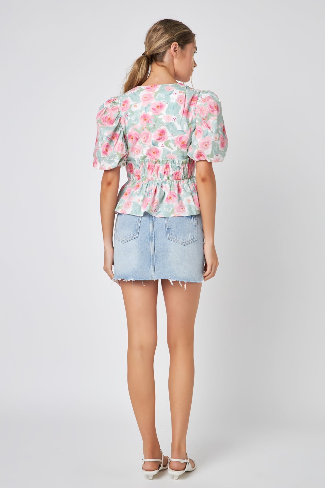 FREE THE ROSES - Floral Puff Sleeve Top - TOPS available at Objectrare