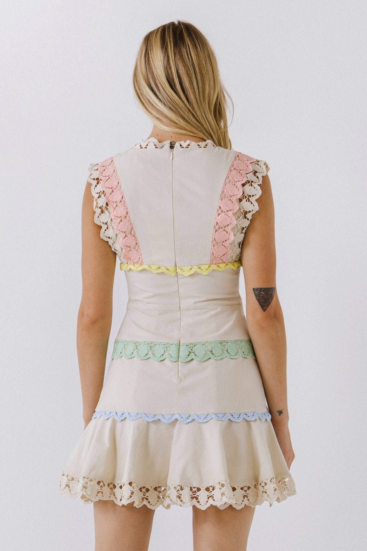 ENDLESS ROSE - Colorblock Trim Mini Dress - DRESSES available at Objectrare