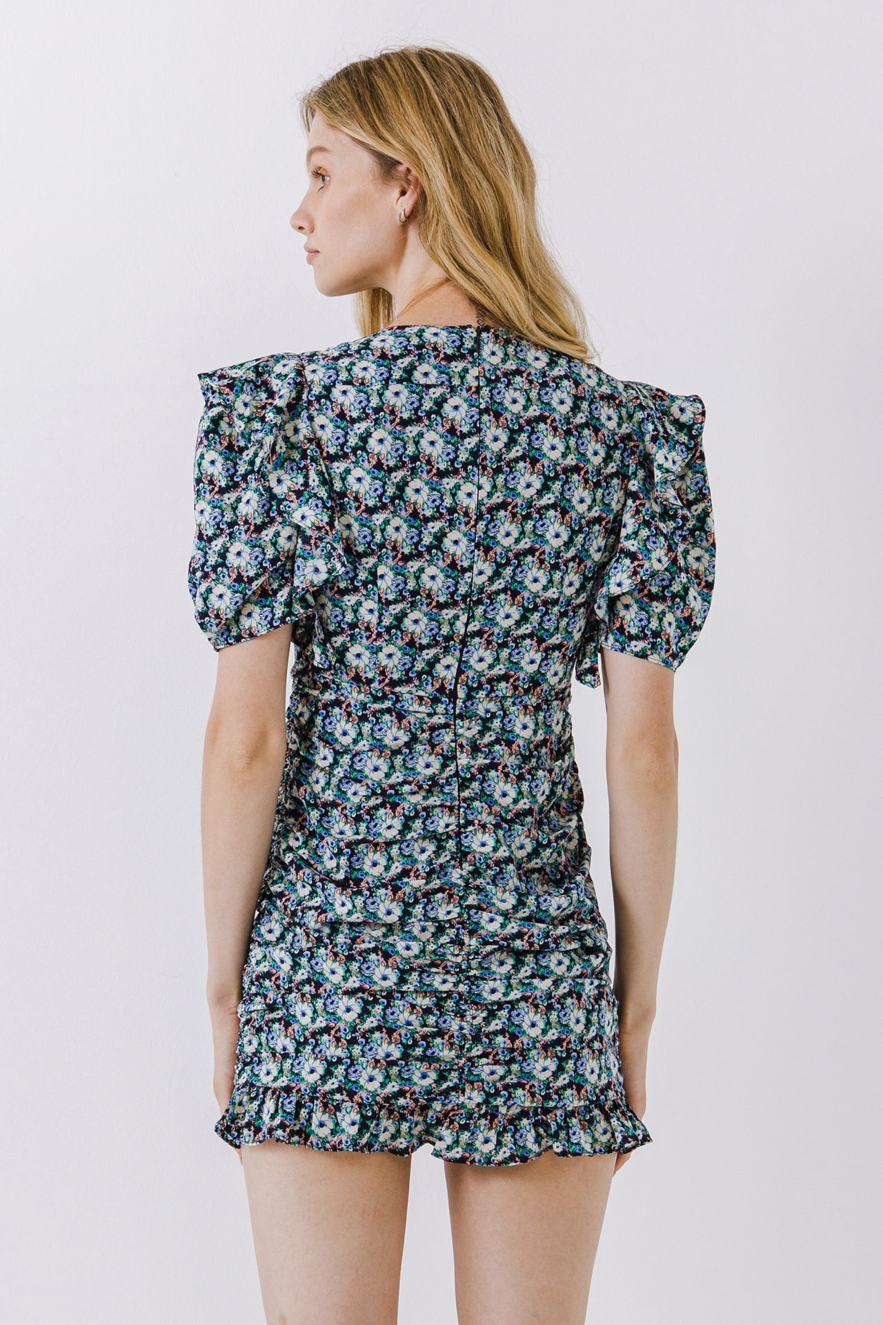 ENDLESS ROSE - Floral V-neck Shirring Dress - DRESSES available at Objectrare