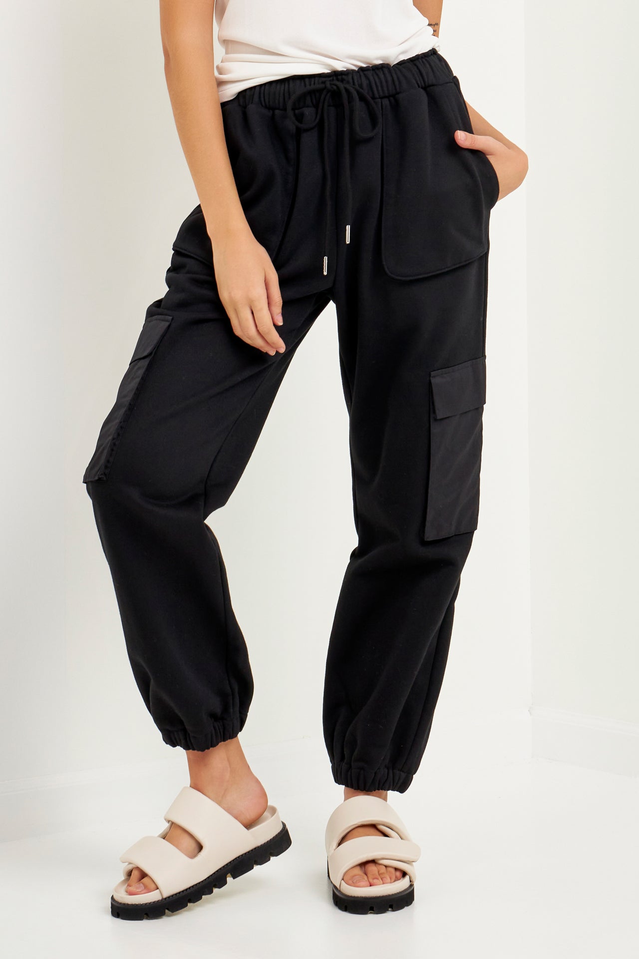 GREY LAB - Pockets Detail Loungewear Pants - PANTS available at Objectrare