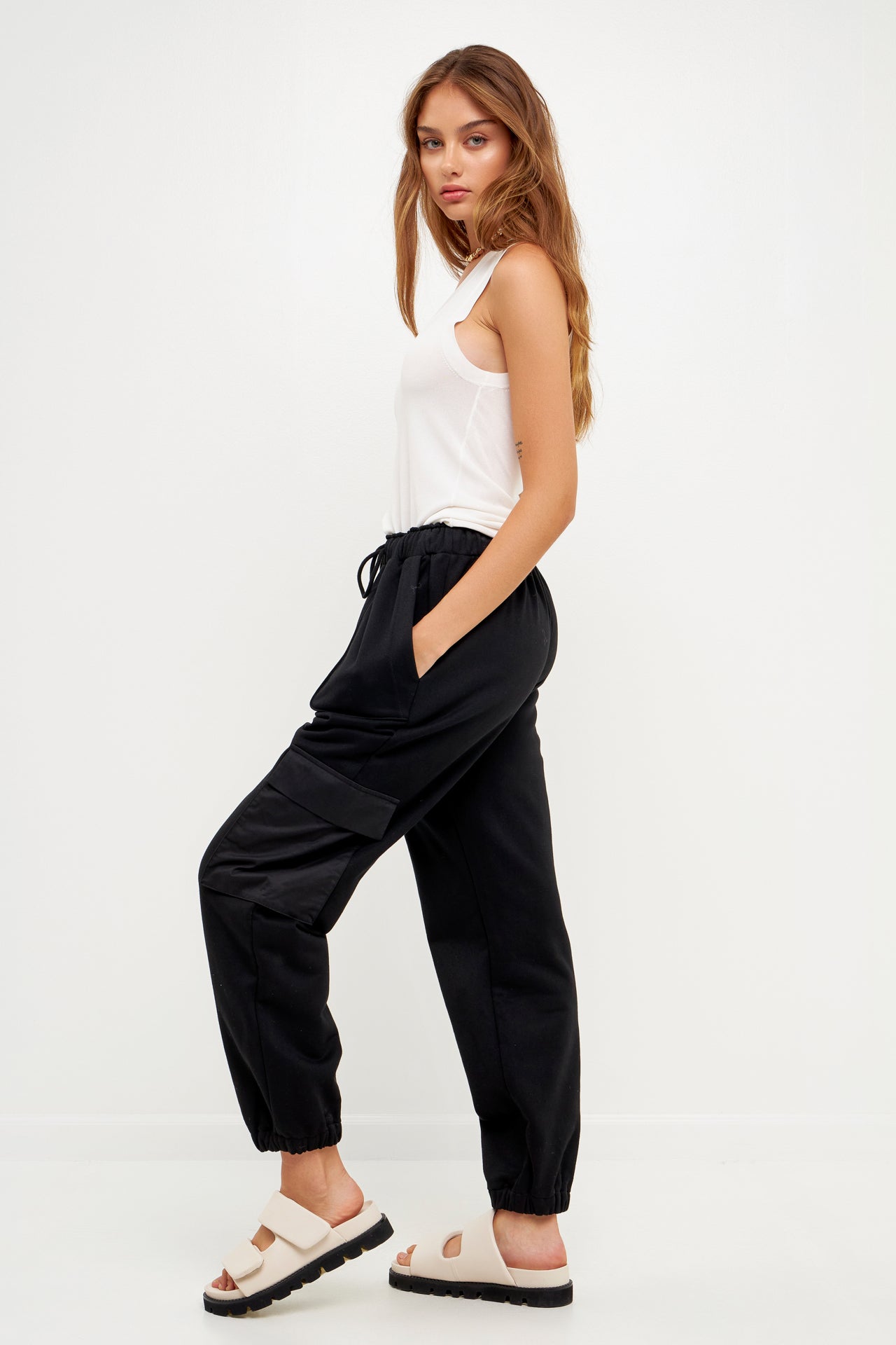 GREY LAB - Pockets Detail Loungewear Pants - PANTS available at Objectrare