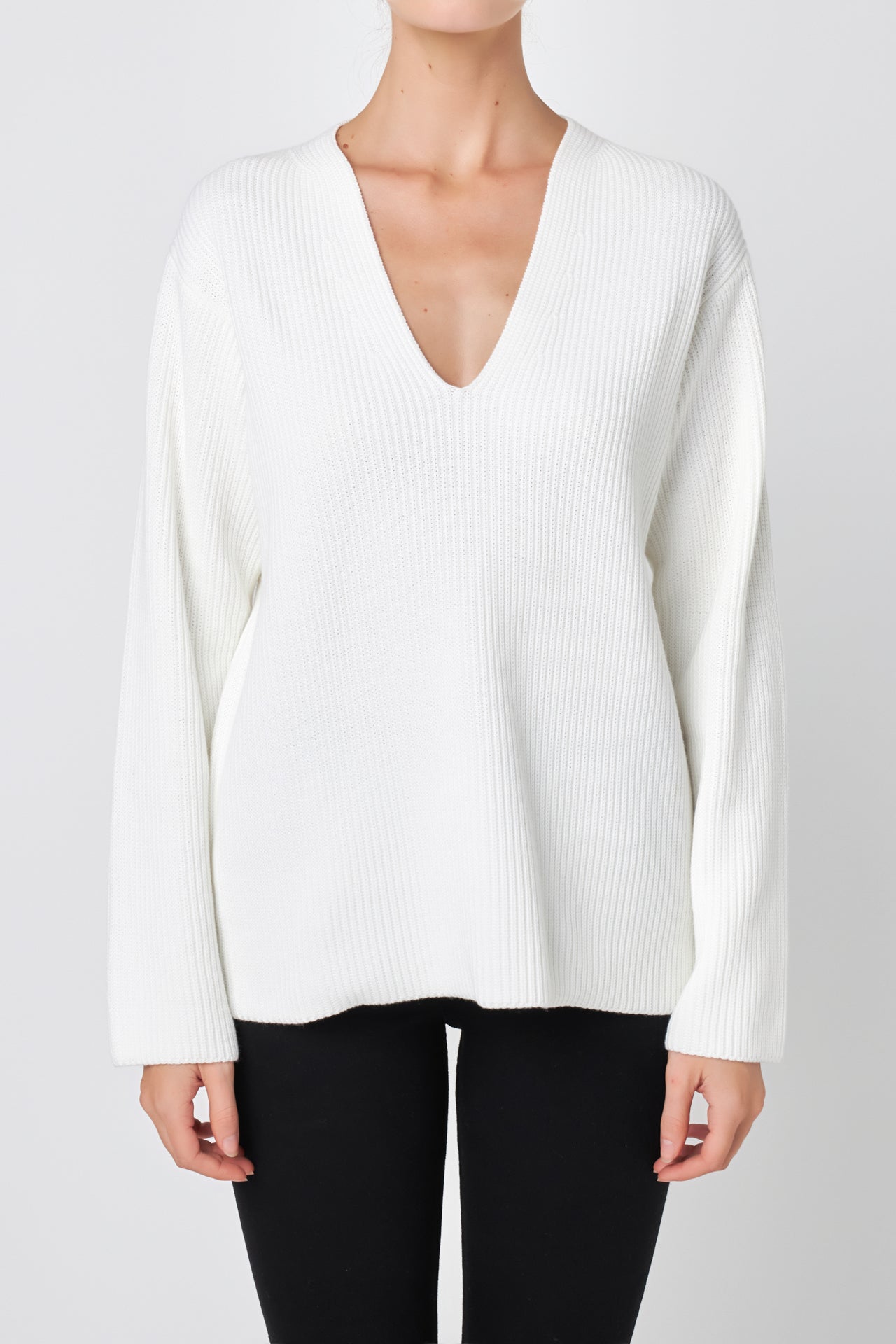 FREE THE ROSES - V-neckline Long Sleeve Sweater - SWEATERS & KNITS available at Objectrare