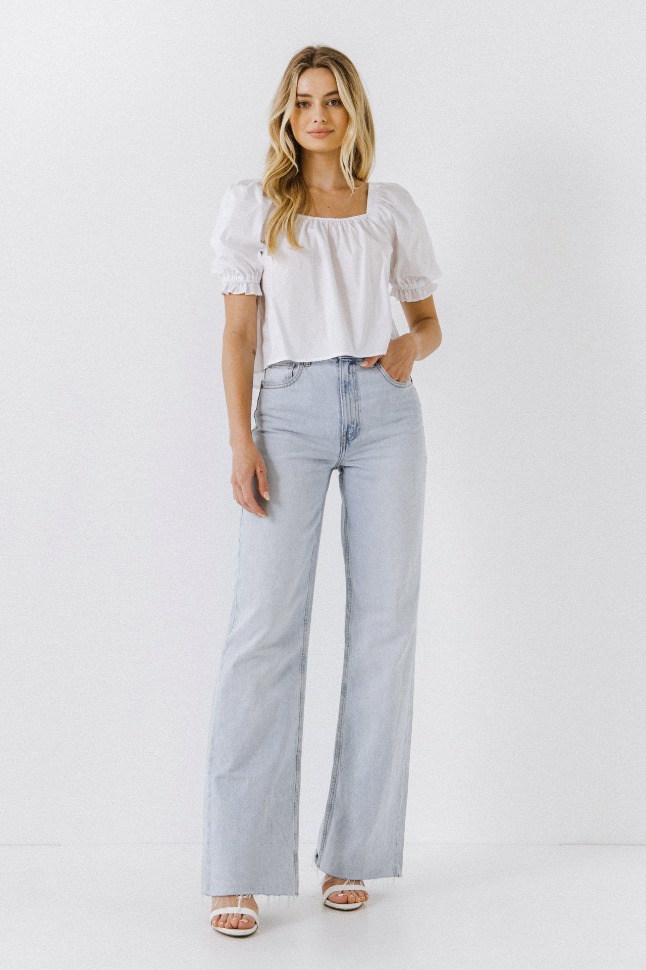 Square neckline Puff Sleeve Top