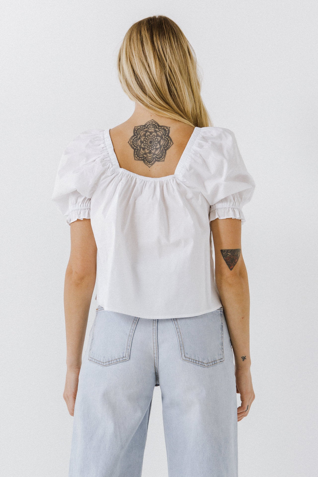 Square neckline Puff Sleeve Top