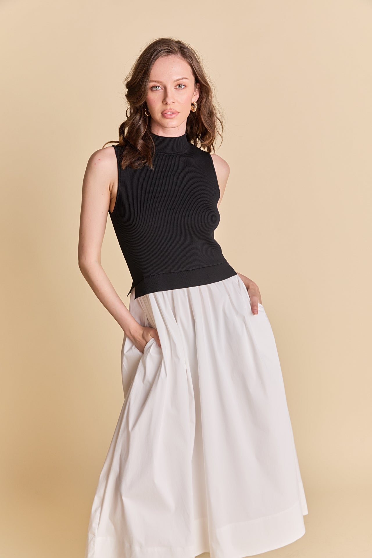 Sleeveless Mixed Media Midi Dress