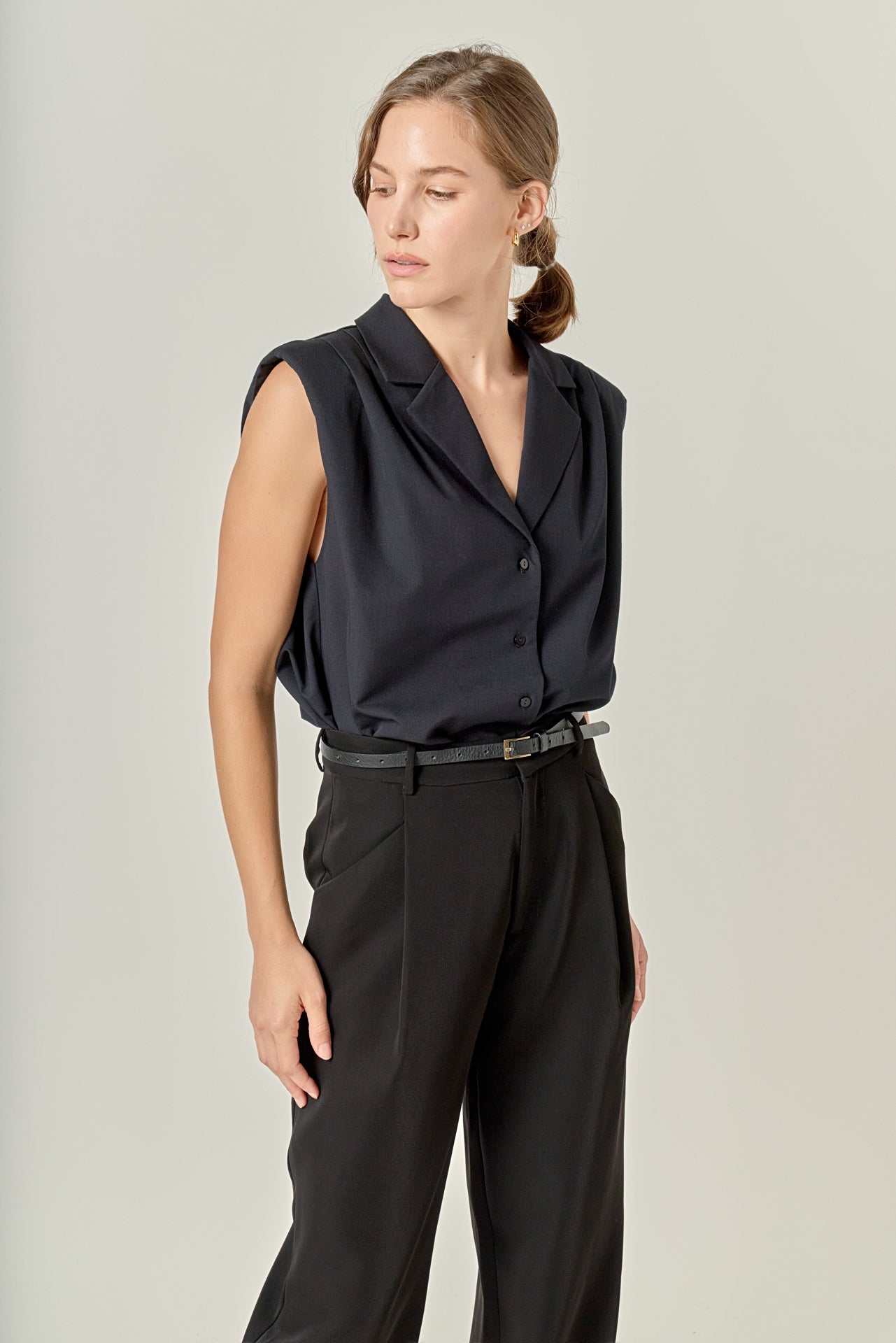 Pleated Shoulder Sleeveless Shirt
