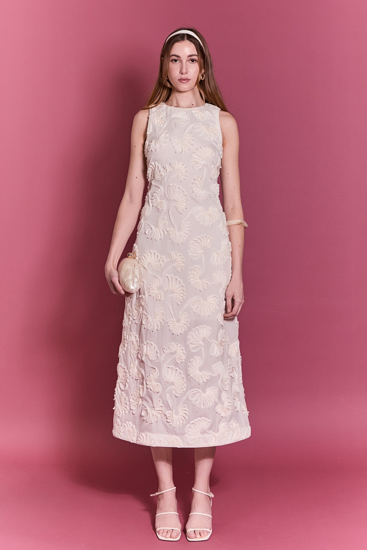 English Factory - Textured Floral Sleeveless Midi Dress CREAM / S English Factory - Textured Floral Sleeveless Midi Dress CREAM / S