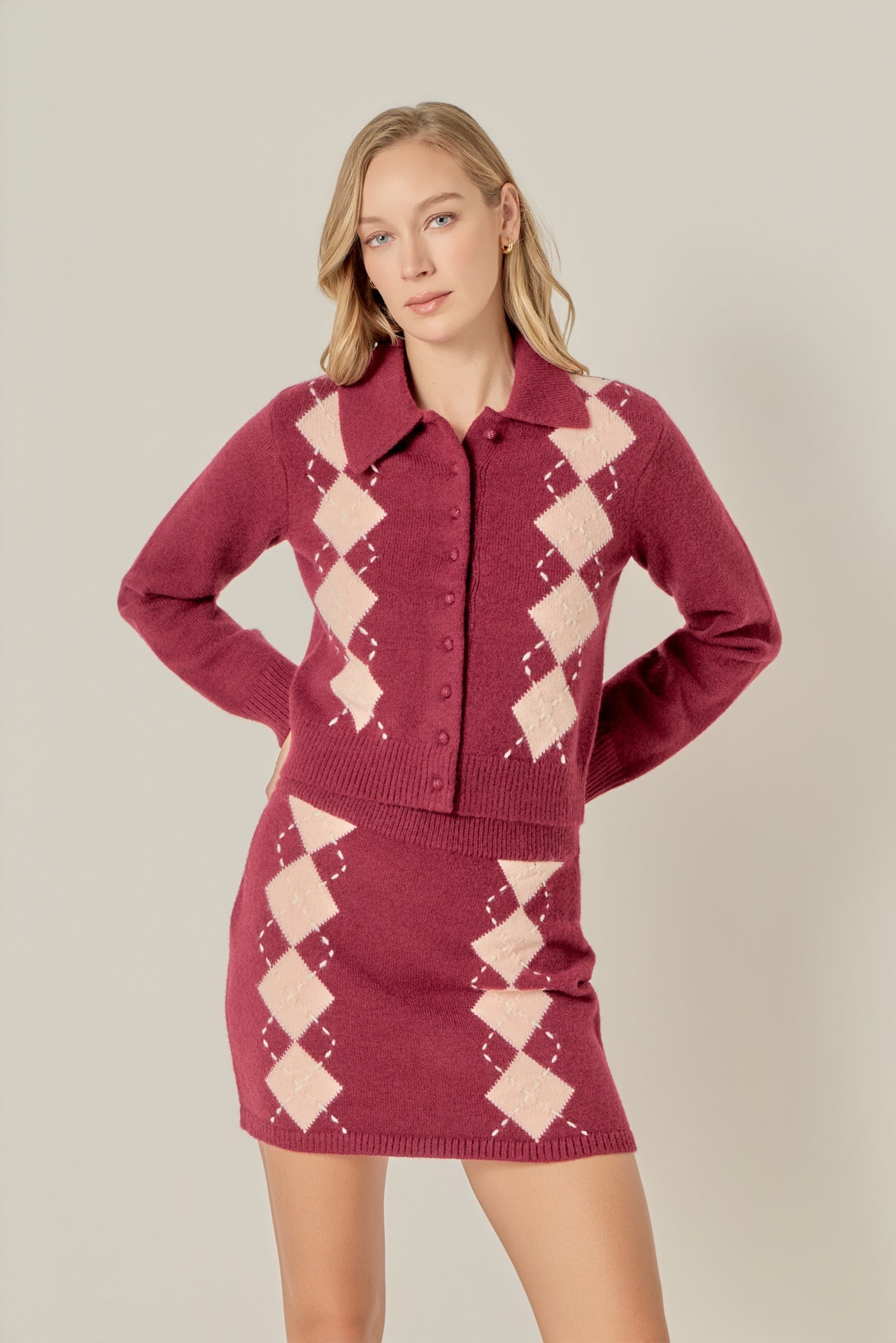Knit Down Collared Argyle Cardigan