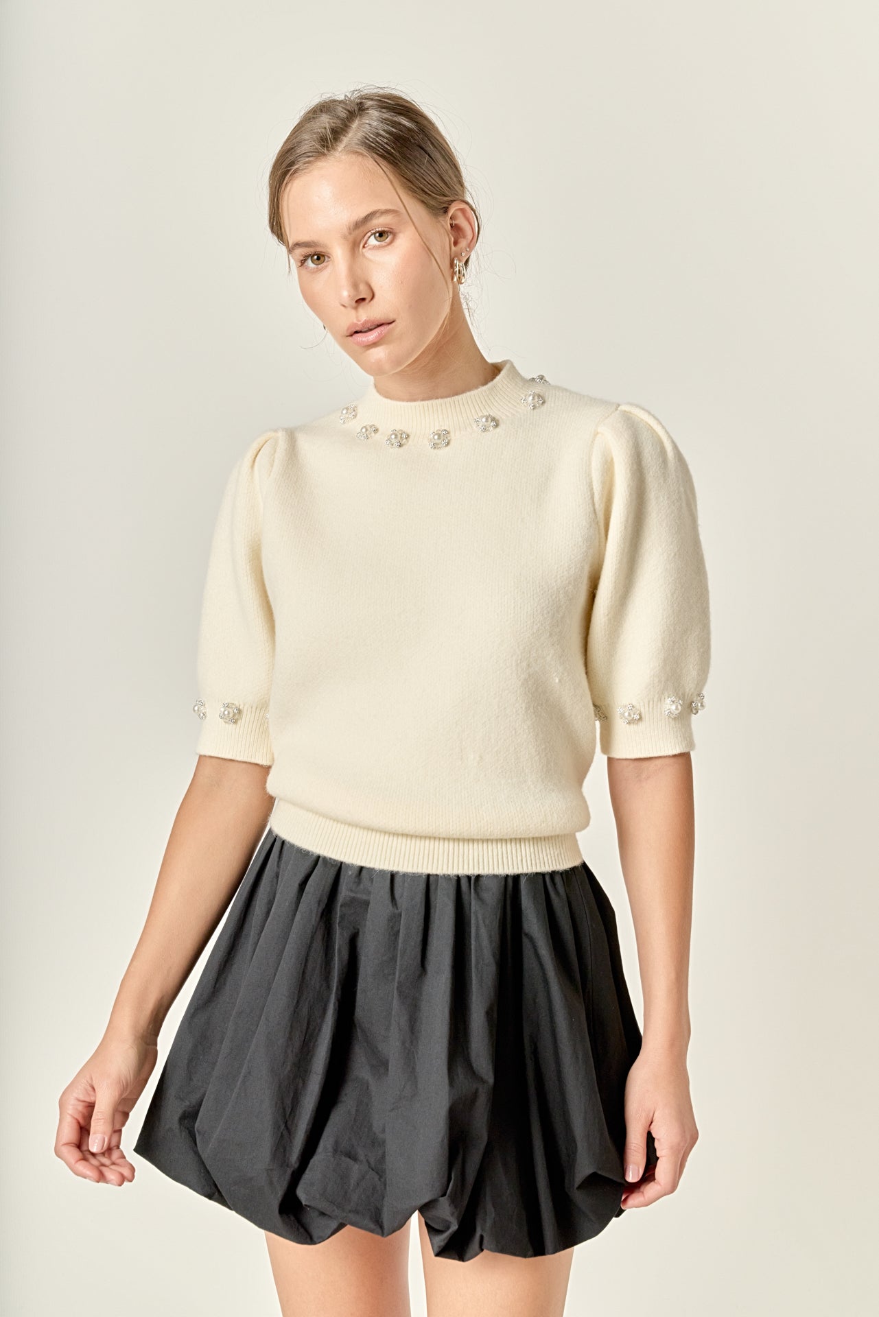 Pearl-Detail Puff Sleeve Knit Top