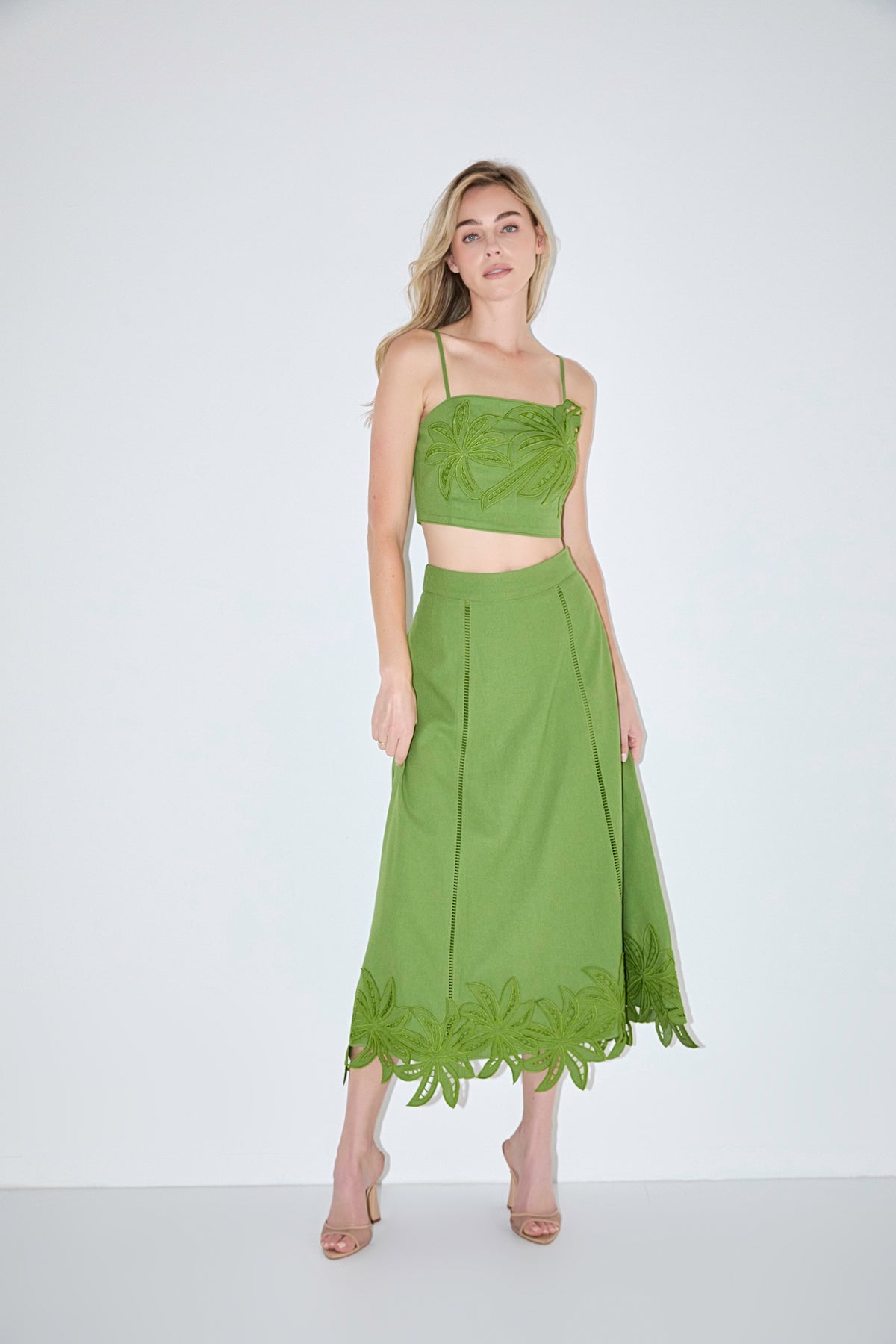Palm Tree Embroidered Linen Top