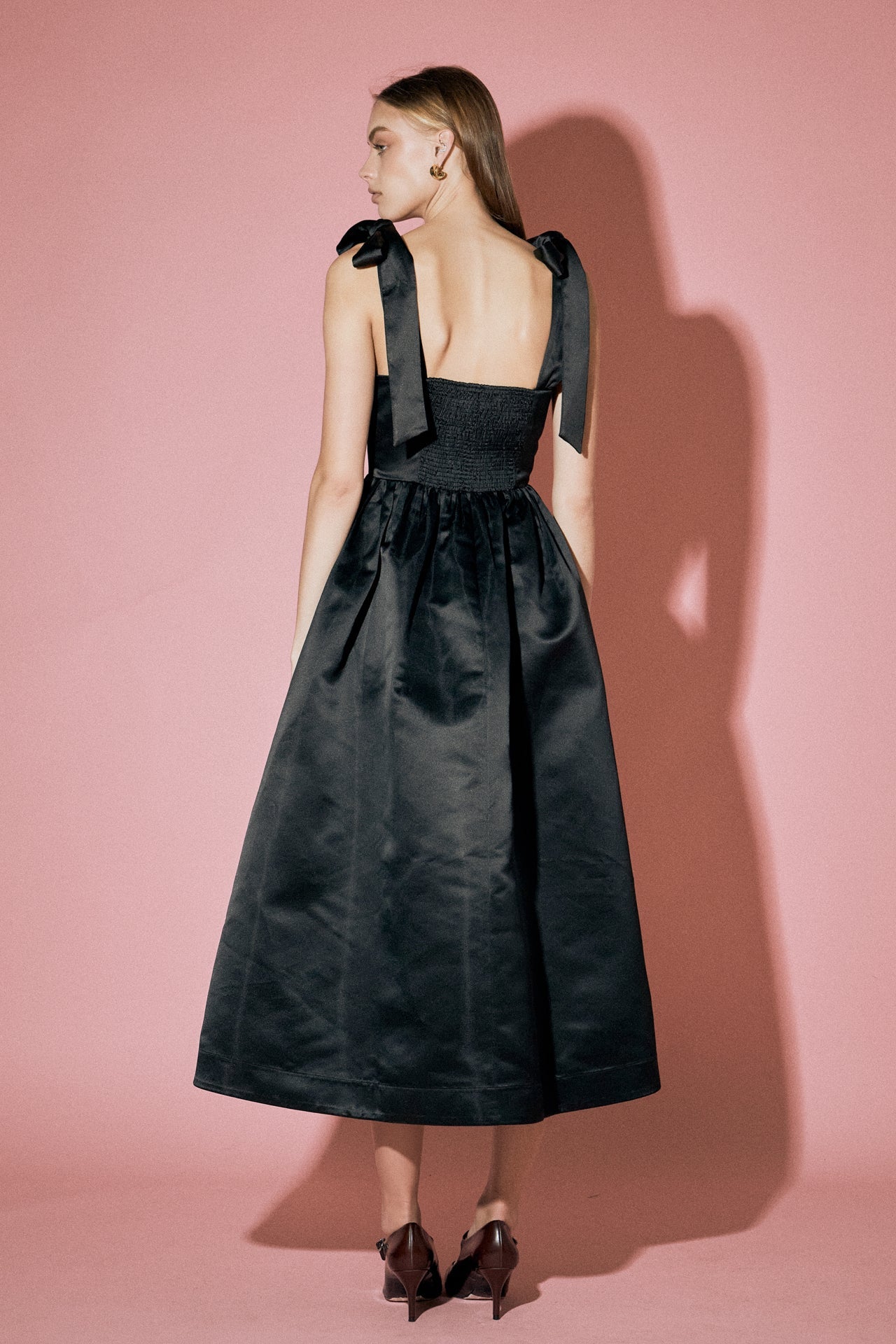 ENGLISH FACTORY - Bow Pointed Midi Dress - DRESSES available at Objectrare