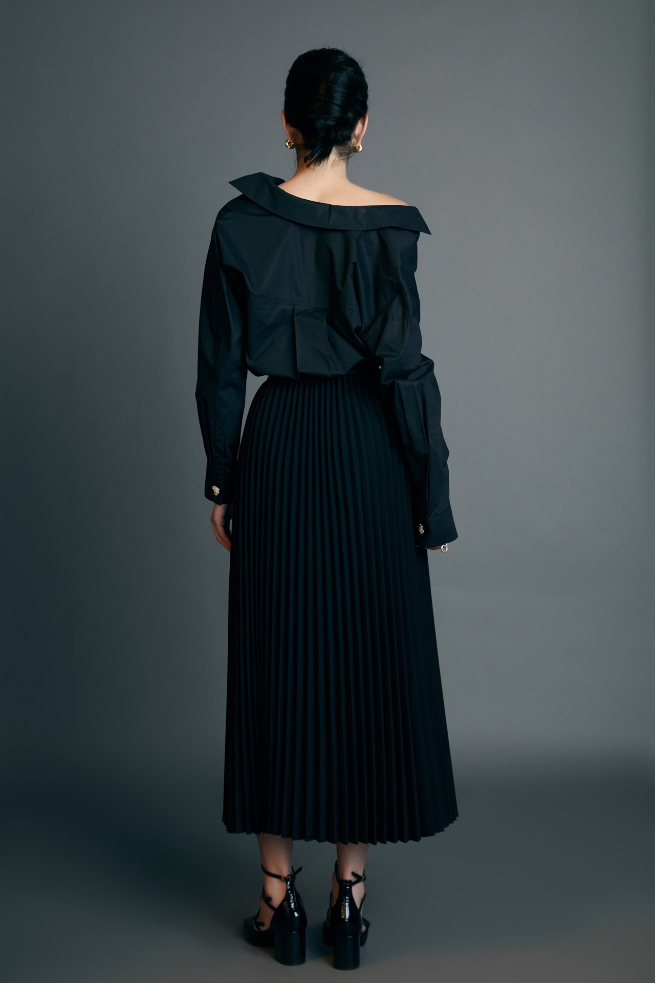 ENGLISH FACTORY - Pleated Midi Skirt in Black - SKIRTS available at Objectrare
