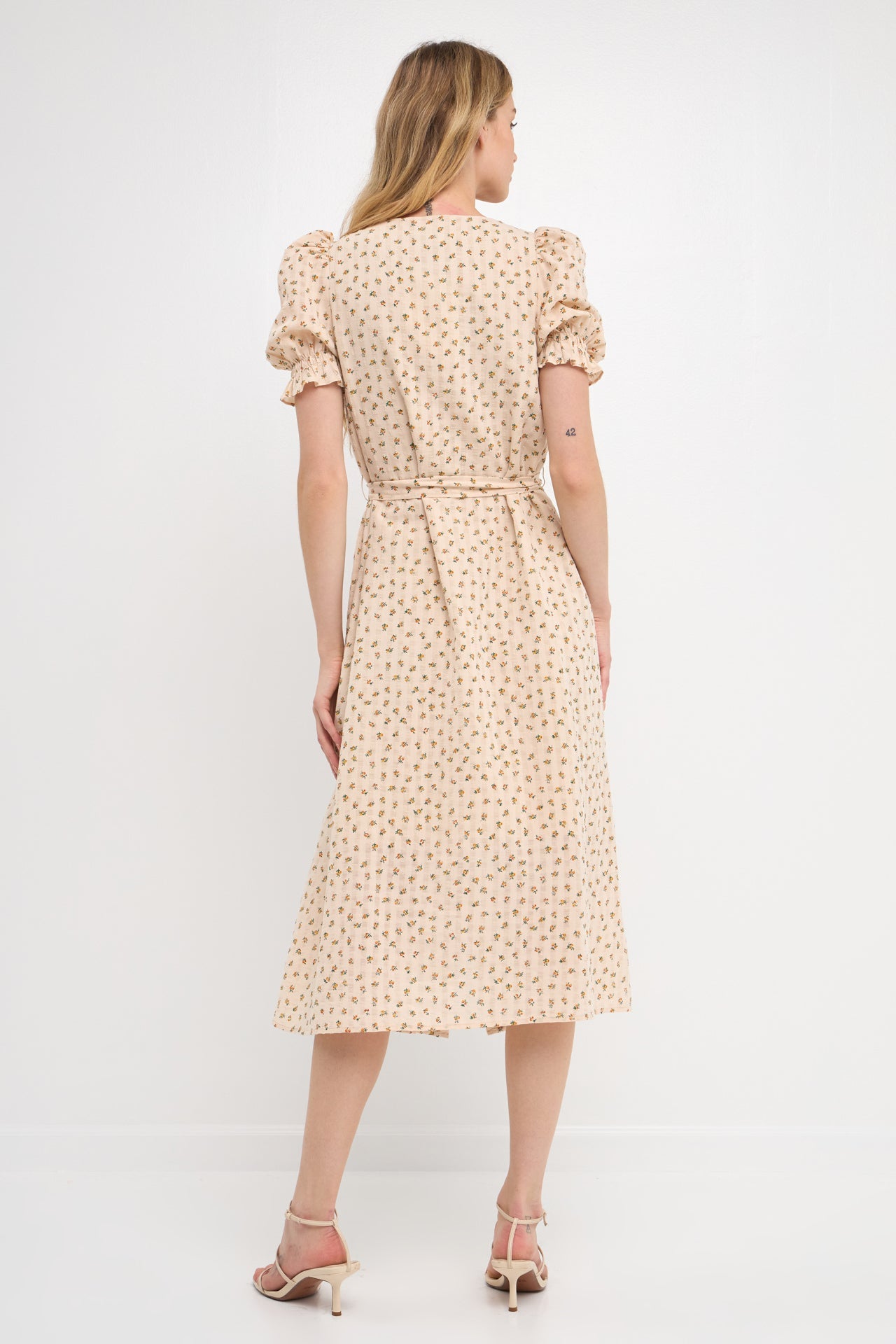 FREE THE ROSES - Floral Midi Dress with Short Puff Sleeves - DRESSES available at Objectrare