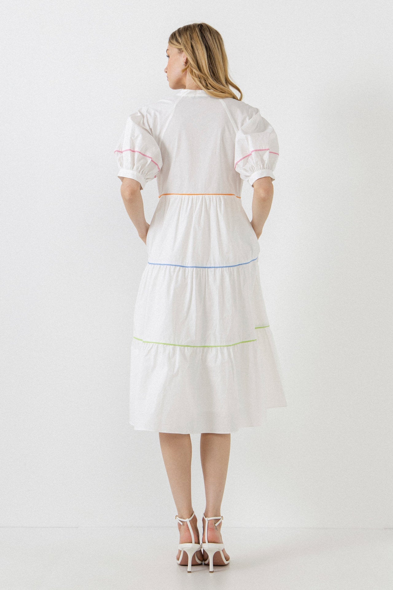Short Puff Sleeve Dress Piping Detail