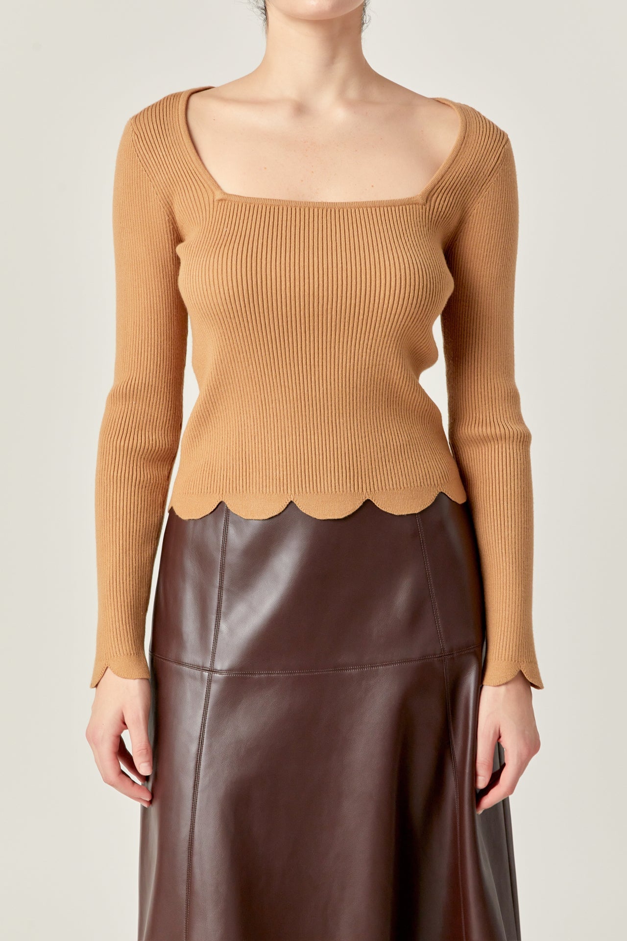 ENGLISH FACTORY - Scallop Hem Long Sleeve Sweater - SWEATERS & KNITS available at Objectrare