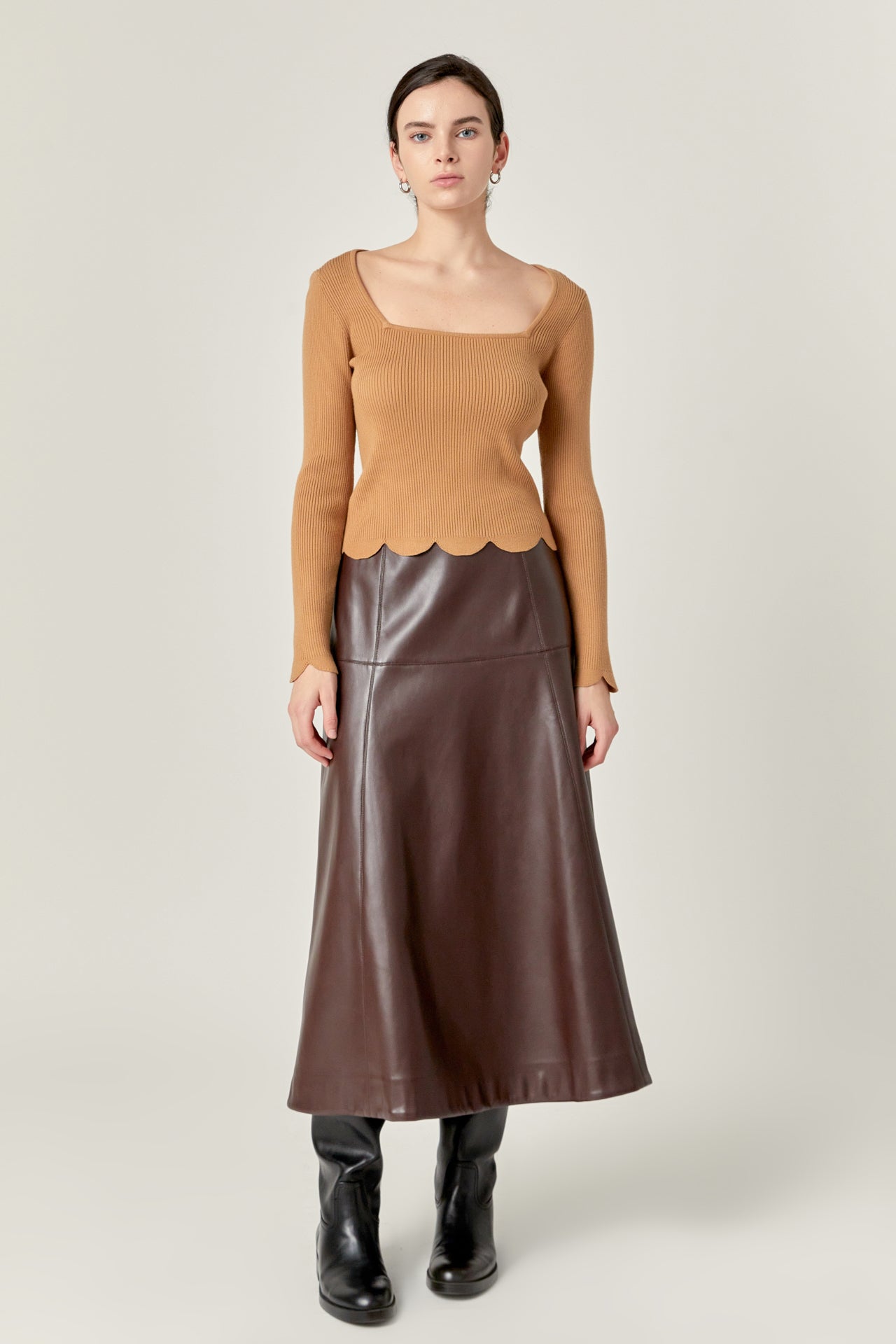ENGLISH FACTORY - Scallop Hem Long Sleeve Sweater - SWEATERS & KNITS available at Objectrare