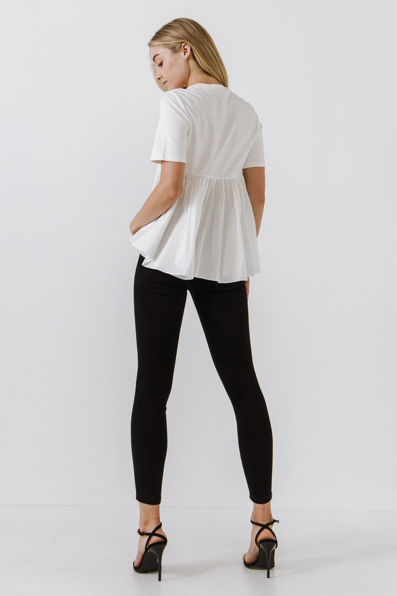 ENGLISH FACTORY - Relaxed Knit Short Sleeve With Contrast Detail - TOPS available at Objectrare
