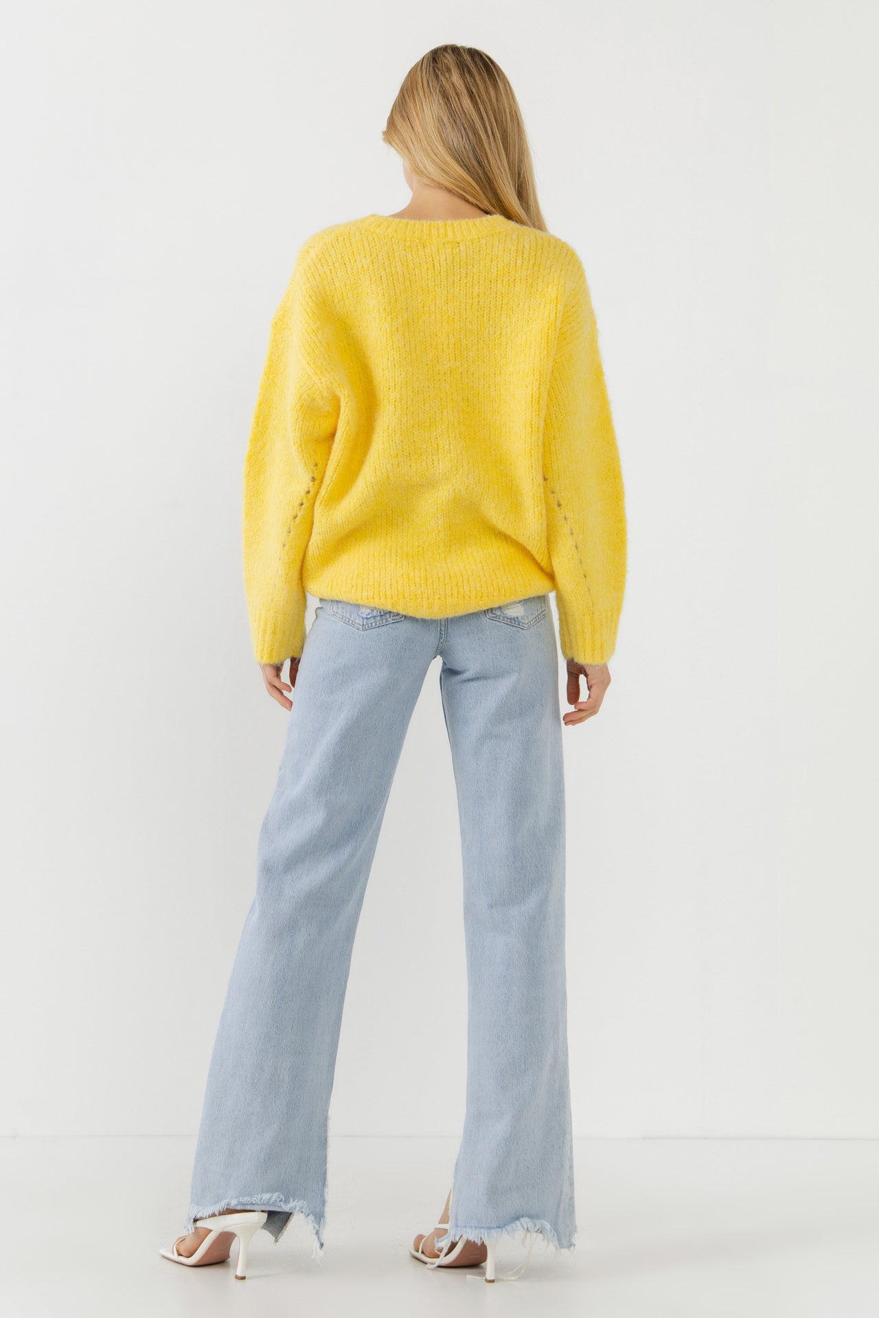 FREE THE ROSES - Oversized Chunky Knit Sweater - SWEATERS & KNITS available at Objectrare