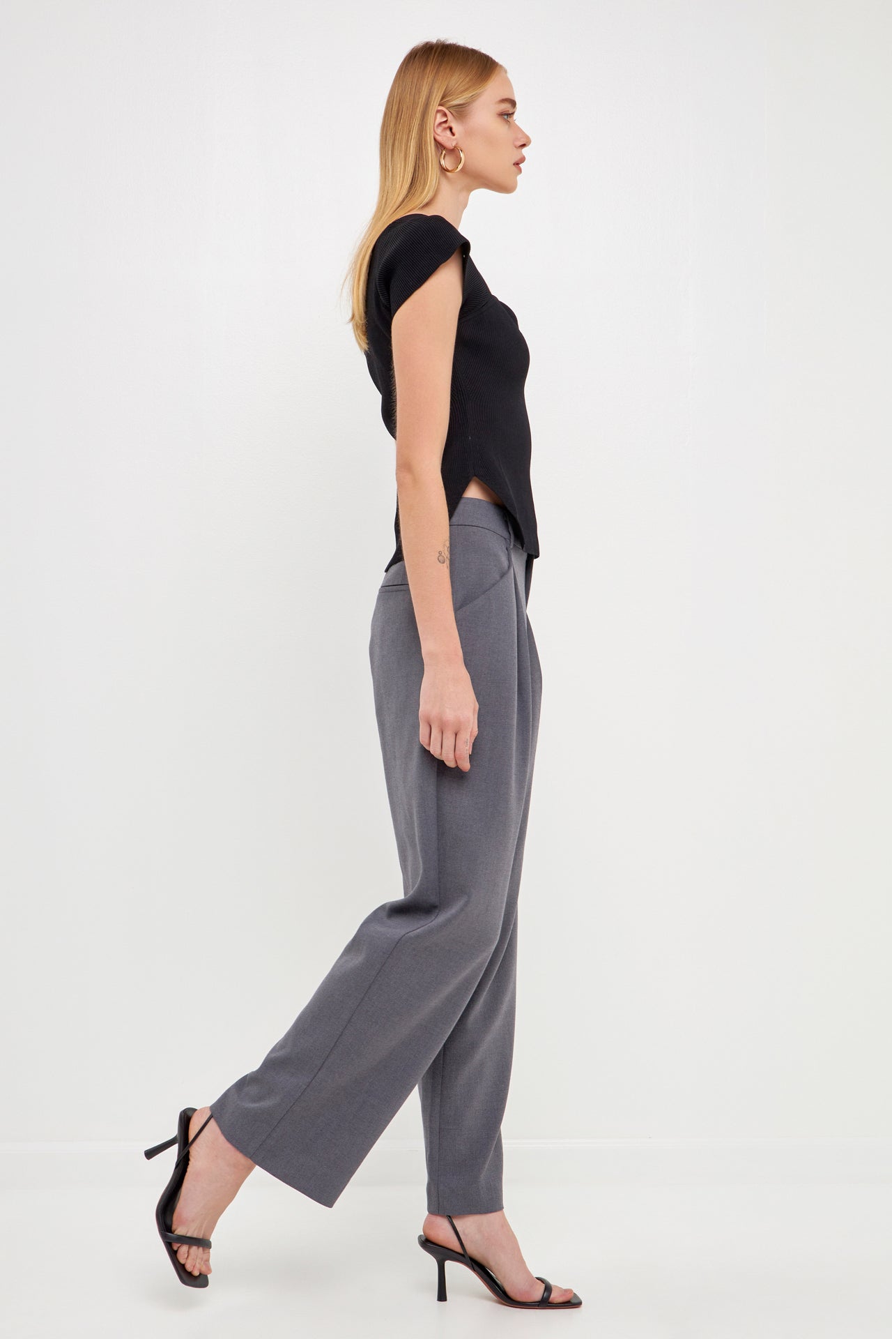 ENDLESS ROSE - Square Neckline Sweater - TOPS available at Objectrare