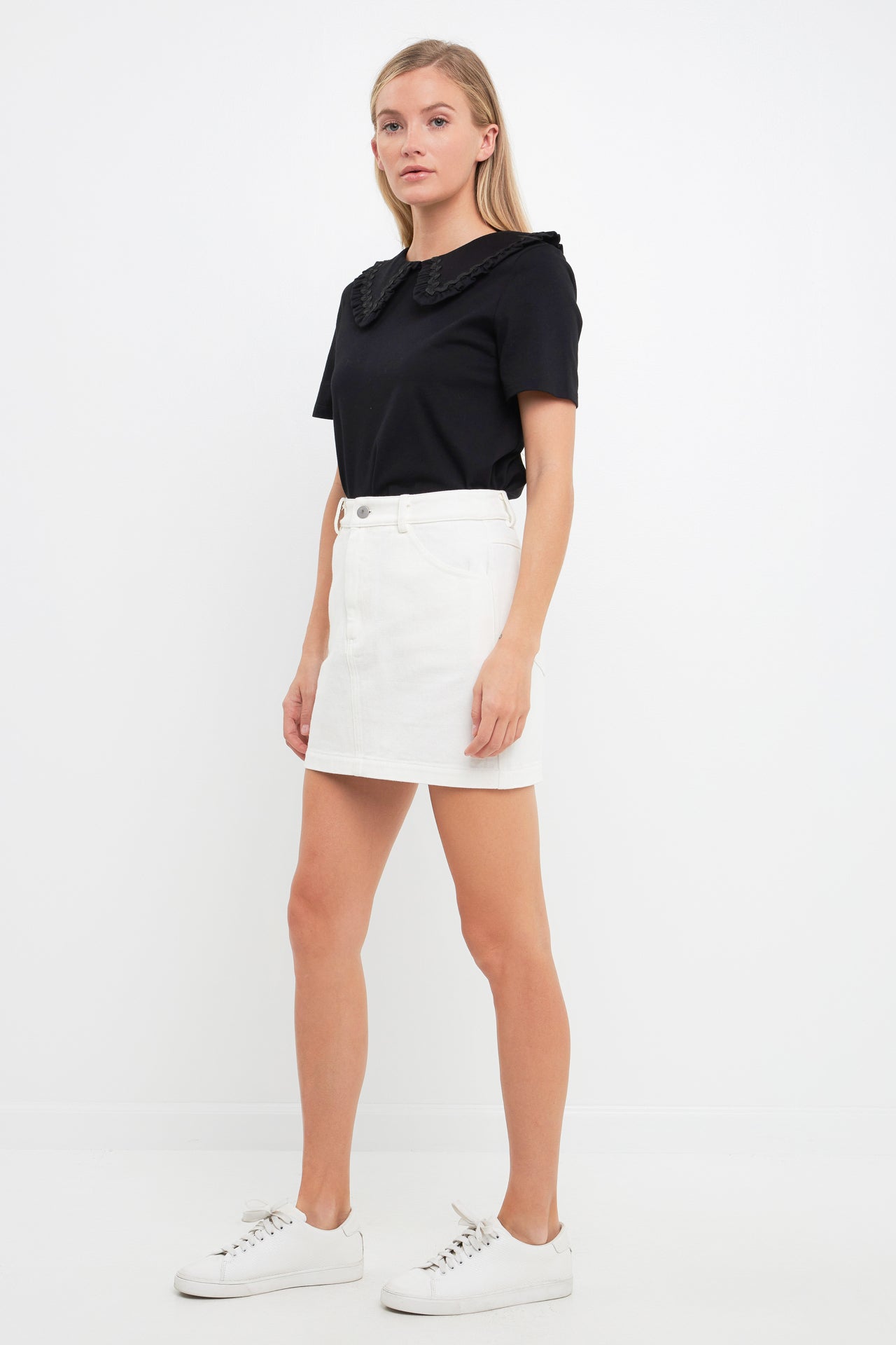 ENGLISH FACTORY - Rickrack Trim Collar T-Shirt - TOPS available at Objectrare