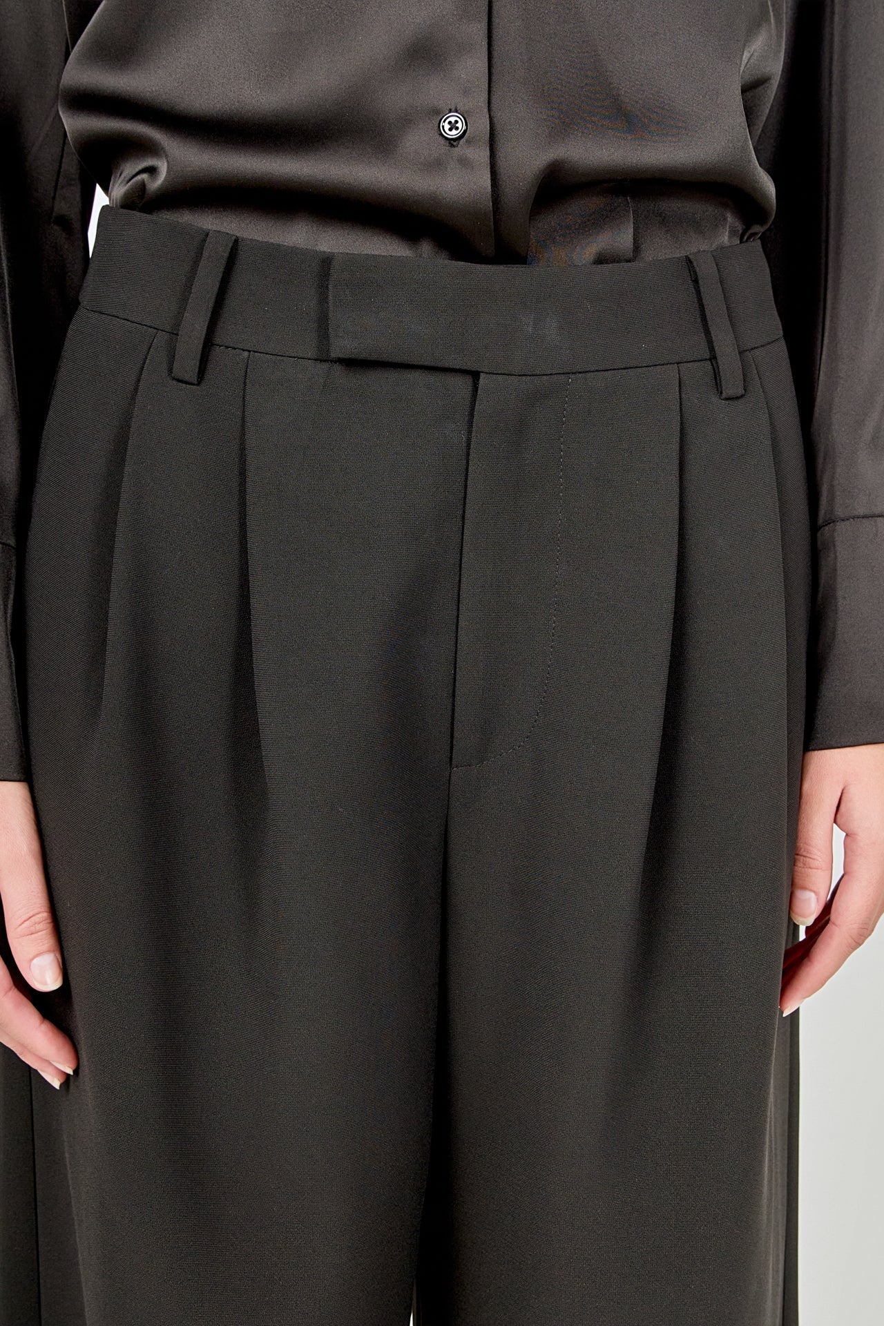 ENDLESS ROSE - Pleated Wide Trousers - PANTS available at Objectrare