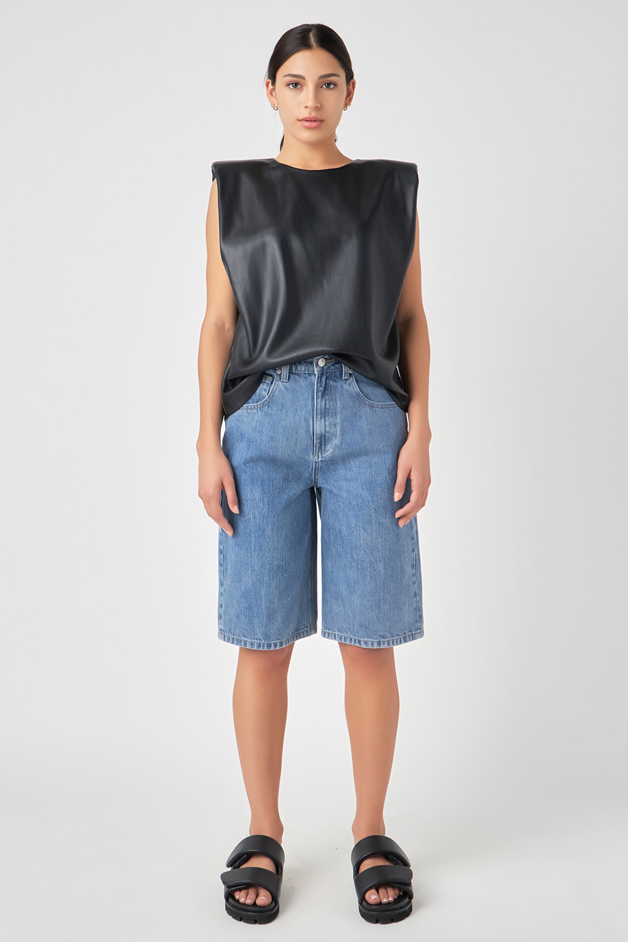 GREY LAB - Low Waisted Denim Shorts - SHORTS available at Objectrare