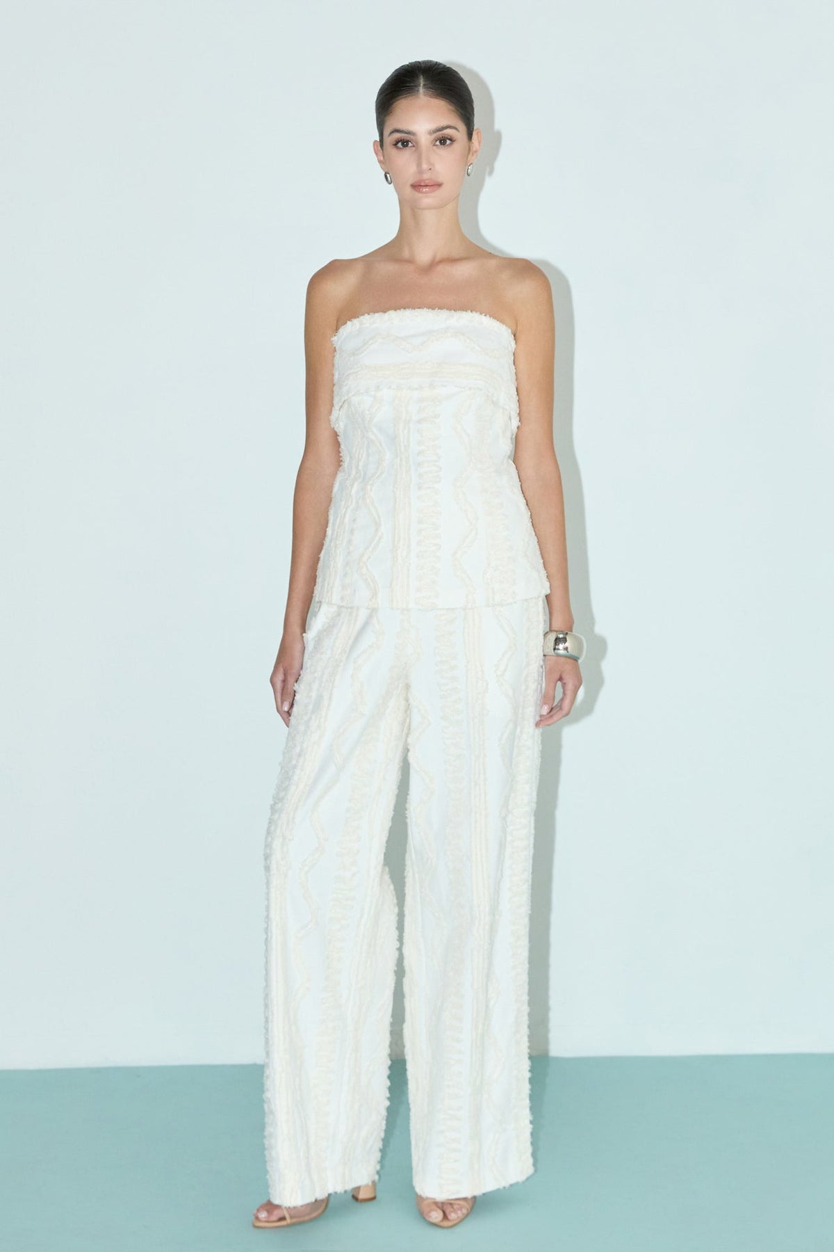 Embroidered Strapless Tube Top